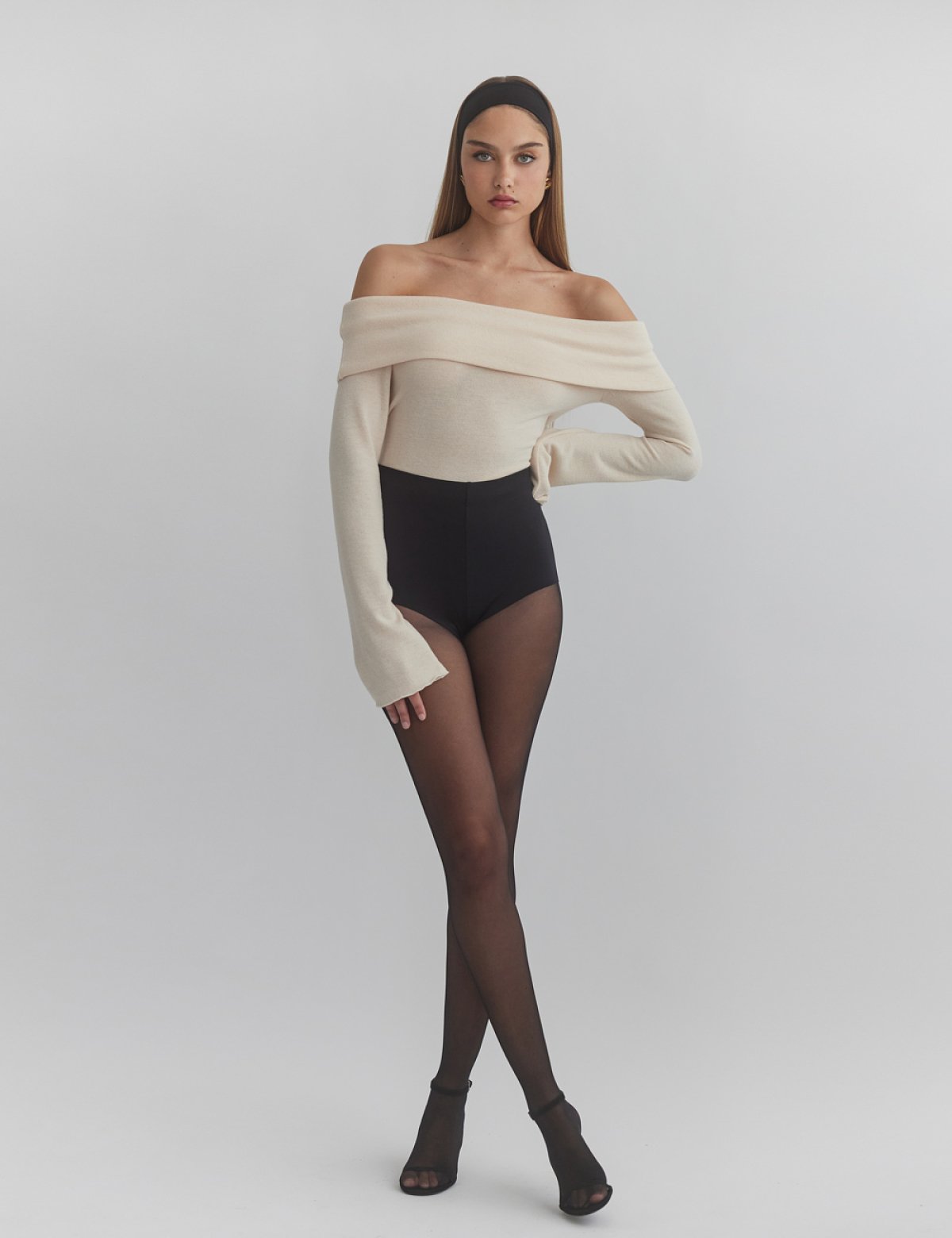 Γυναικείο μακρυμάνικο πουλόβερ με λαιμόκοψη χαμόγελο