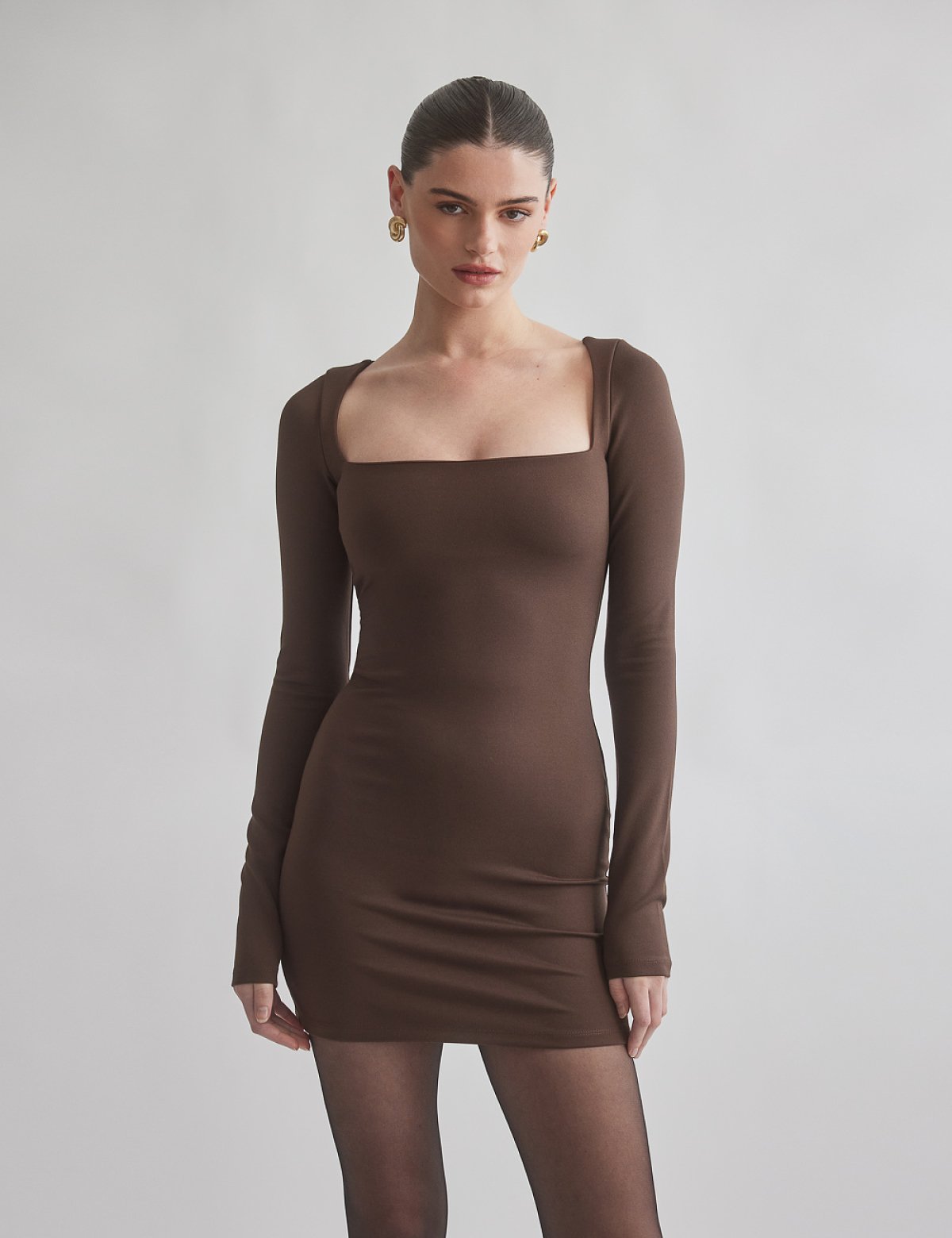 Γυναικείο μακρυμάνικο μίνι φόρεμα με τετράγωνο ντεκολτέ