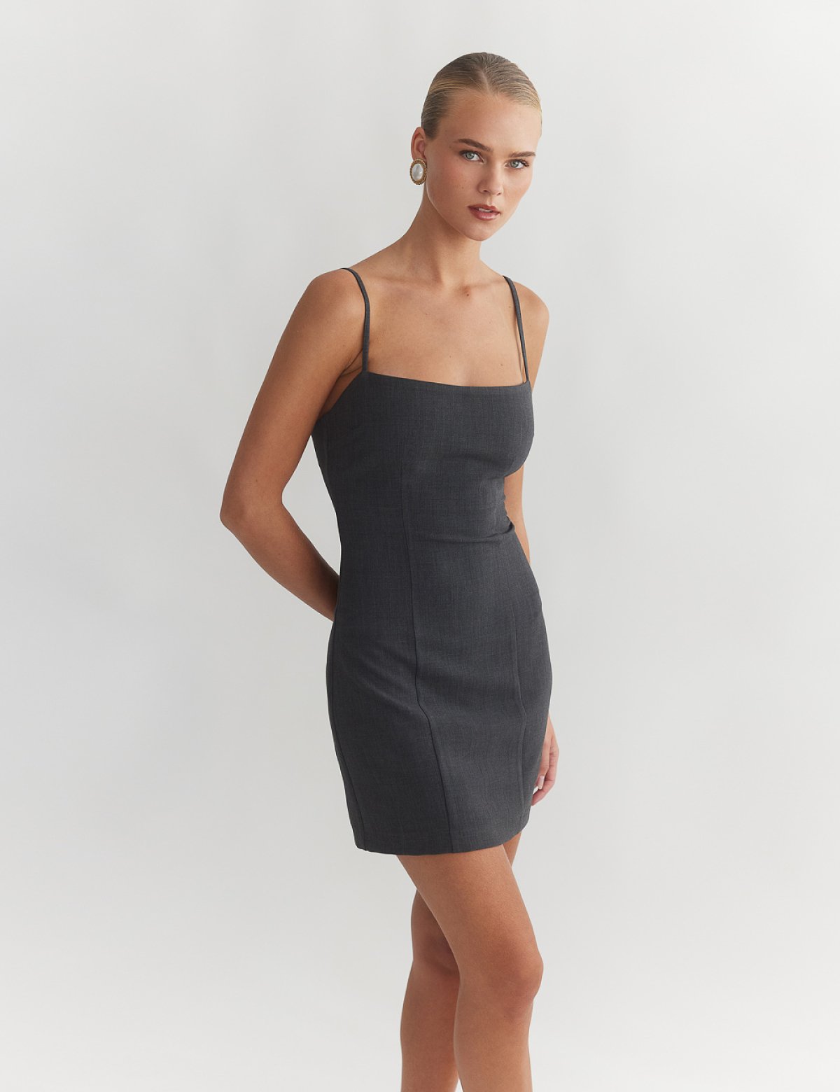 Γυναικείο υφασμάτινο μίνι φόρεμα