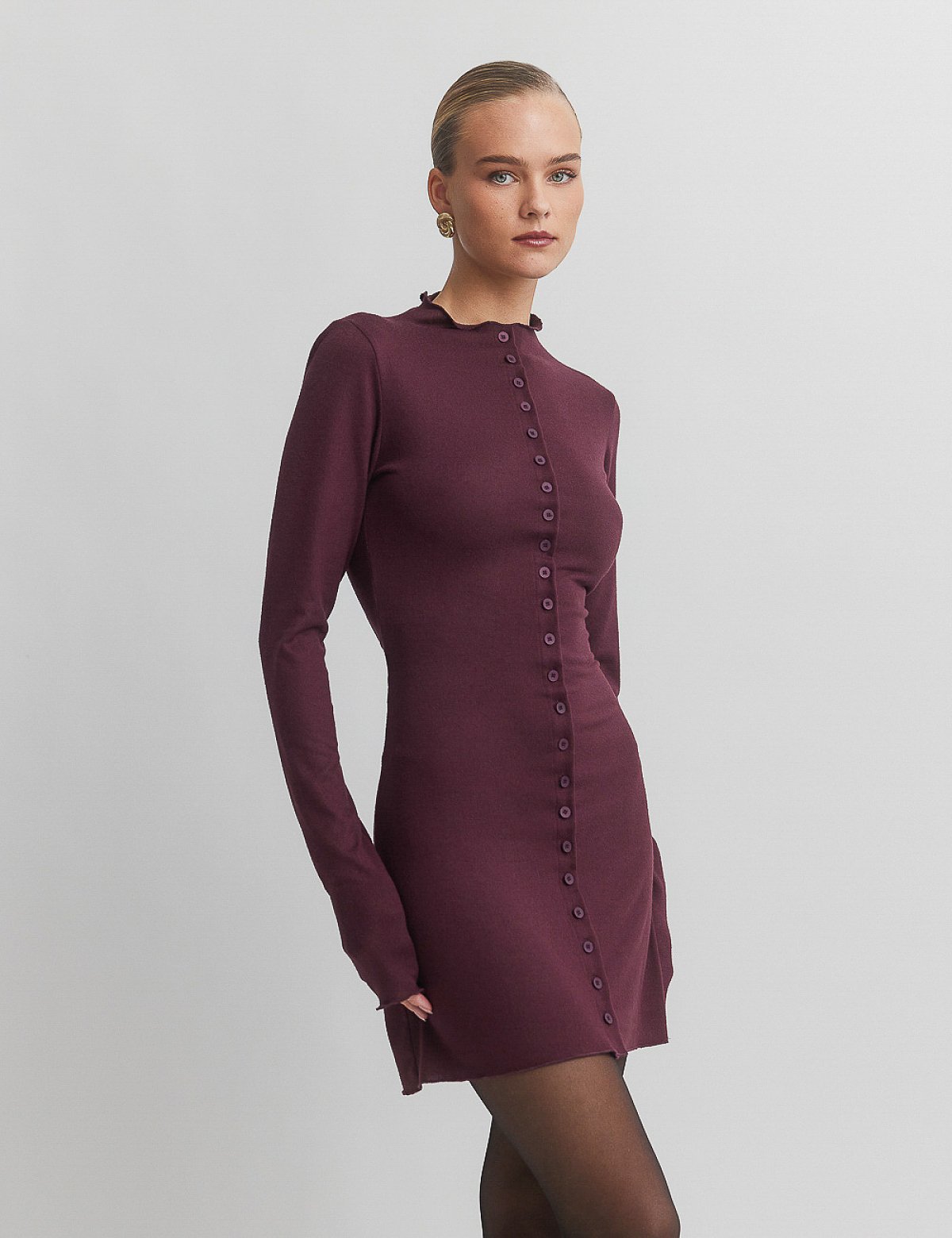 Γυναικείο μακρυμάνικο πλεκτό μίνι φόρεμα με κουμπιά