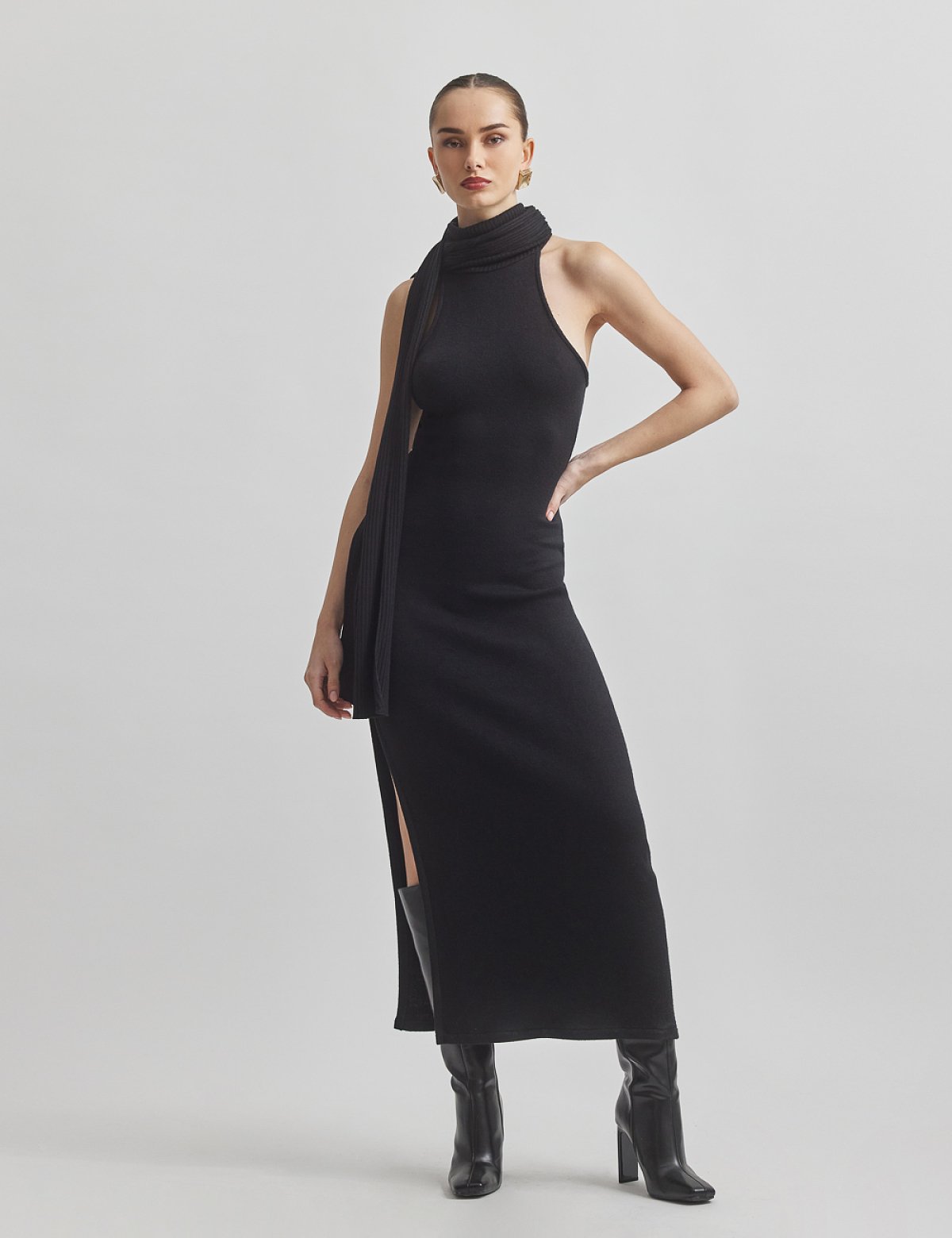 Πλεκτό αμάνικο μακρύ φόρεμα-1