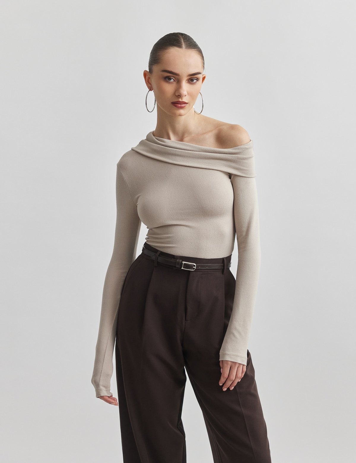 One-shoulder longsleeve blouse-10