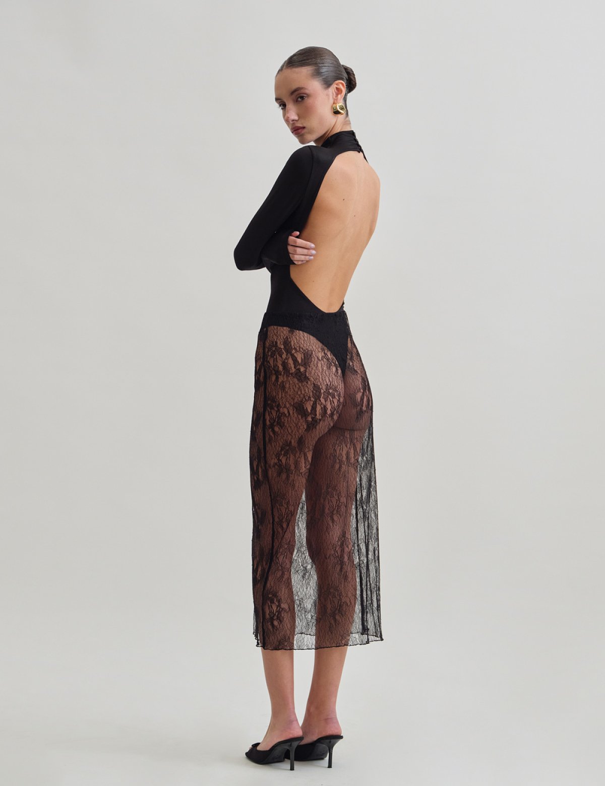 Γυναικεία midi φούστα με ύφασμα δαντέλα