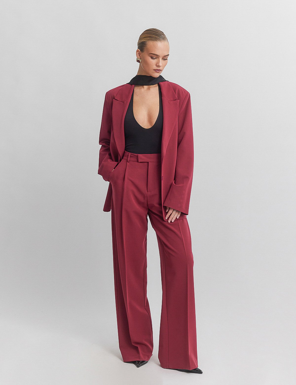 Textured trousers with crease-0