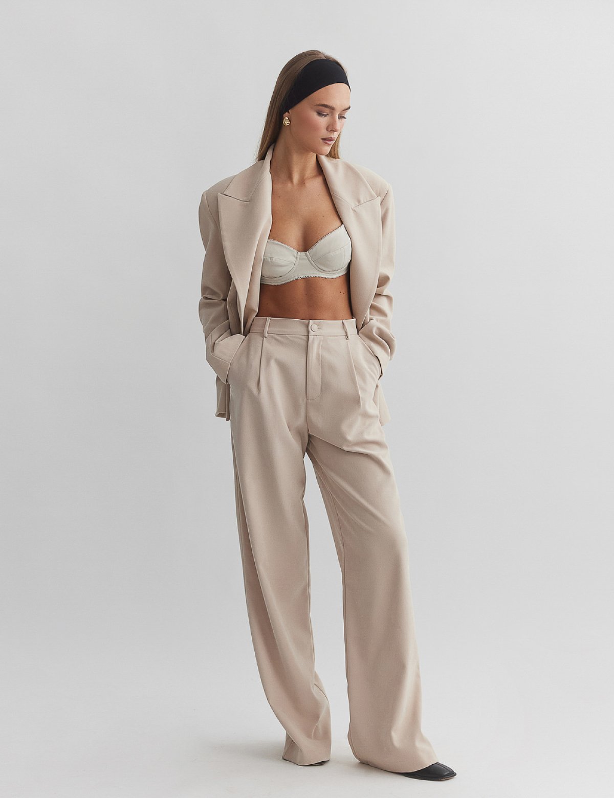 Βελούδινο κοτλέ παντελόνι με πιέτες-0