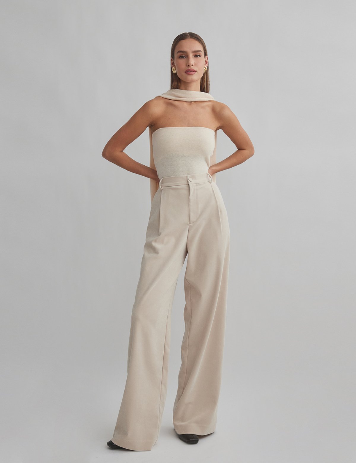 Βελούδινο κοτλέ παντελόνι με πιέτες-2