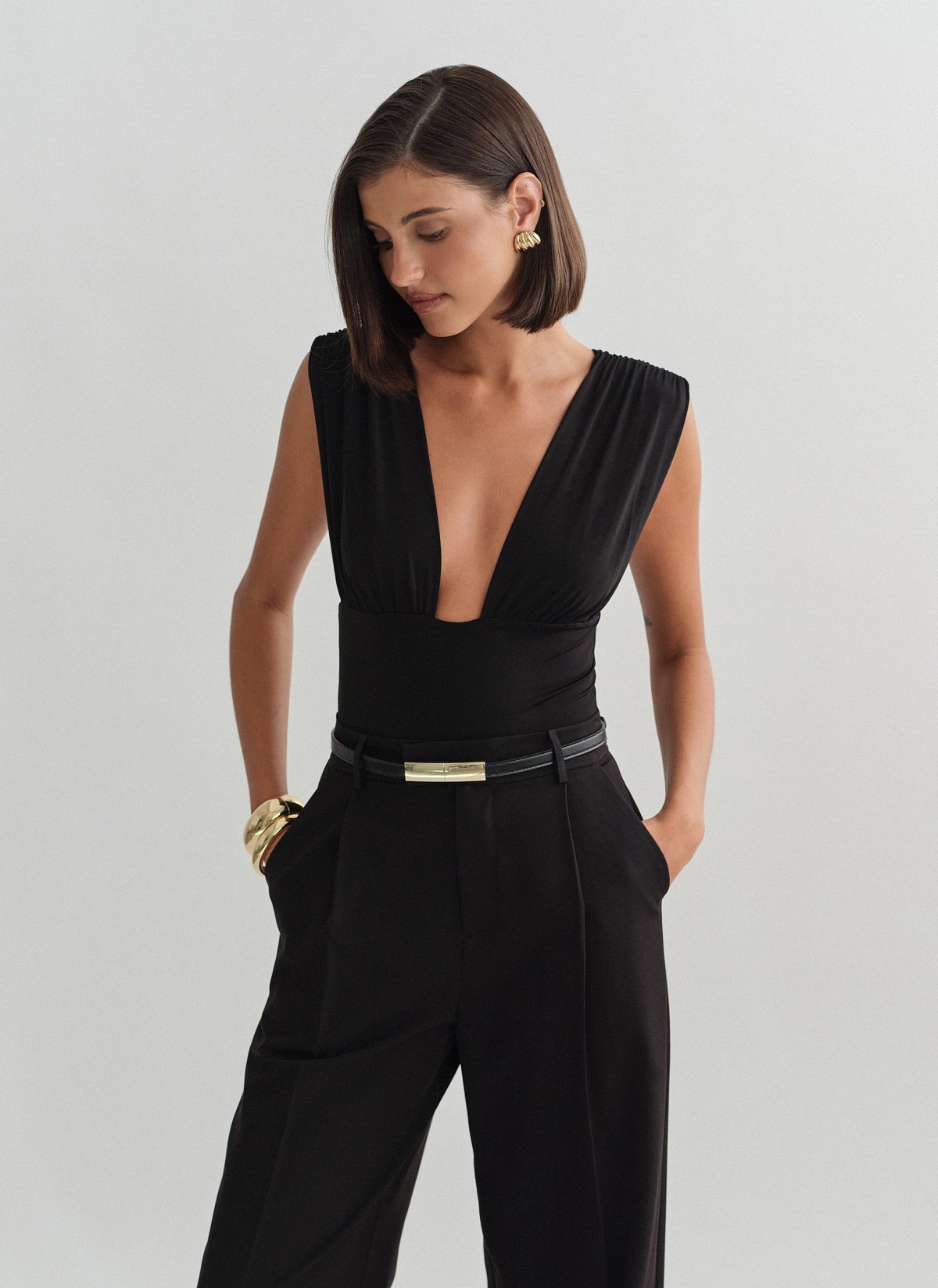 Γυναικείο κορμάκι με φαρδιές τιράντες