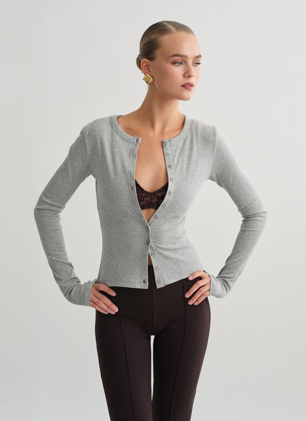 Longsleeve ribbed cardigan with buttons-6