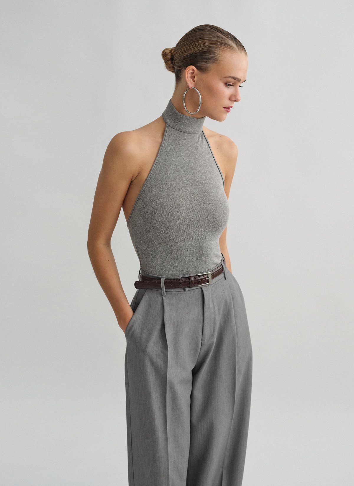 Openback sleeveless blouse-0