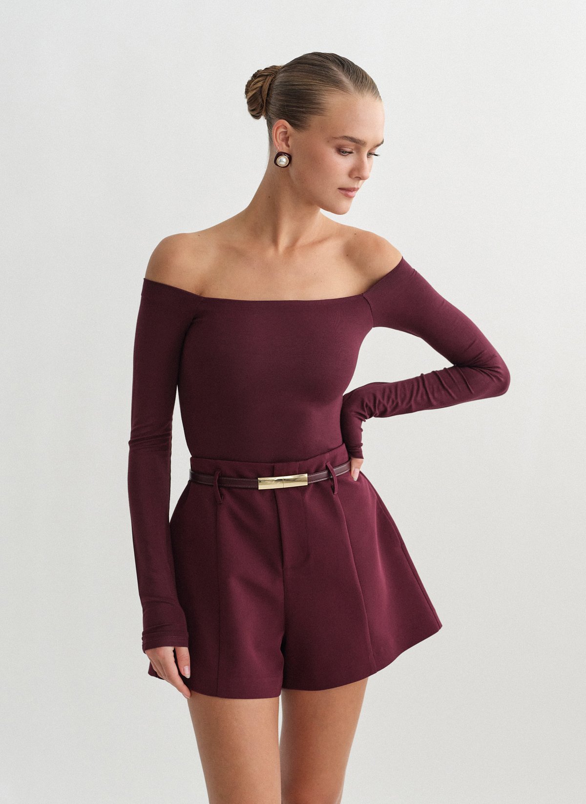 Γυναικεία μακρυμάνικη off-shoulder μπλούζα bamboo