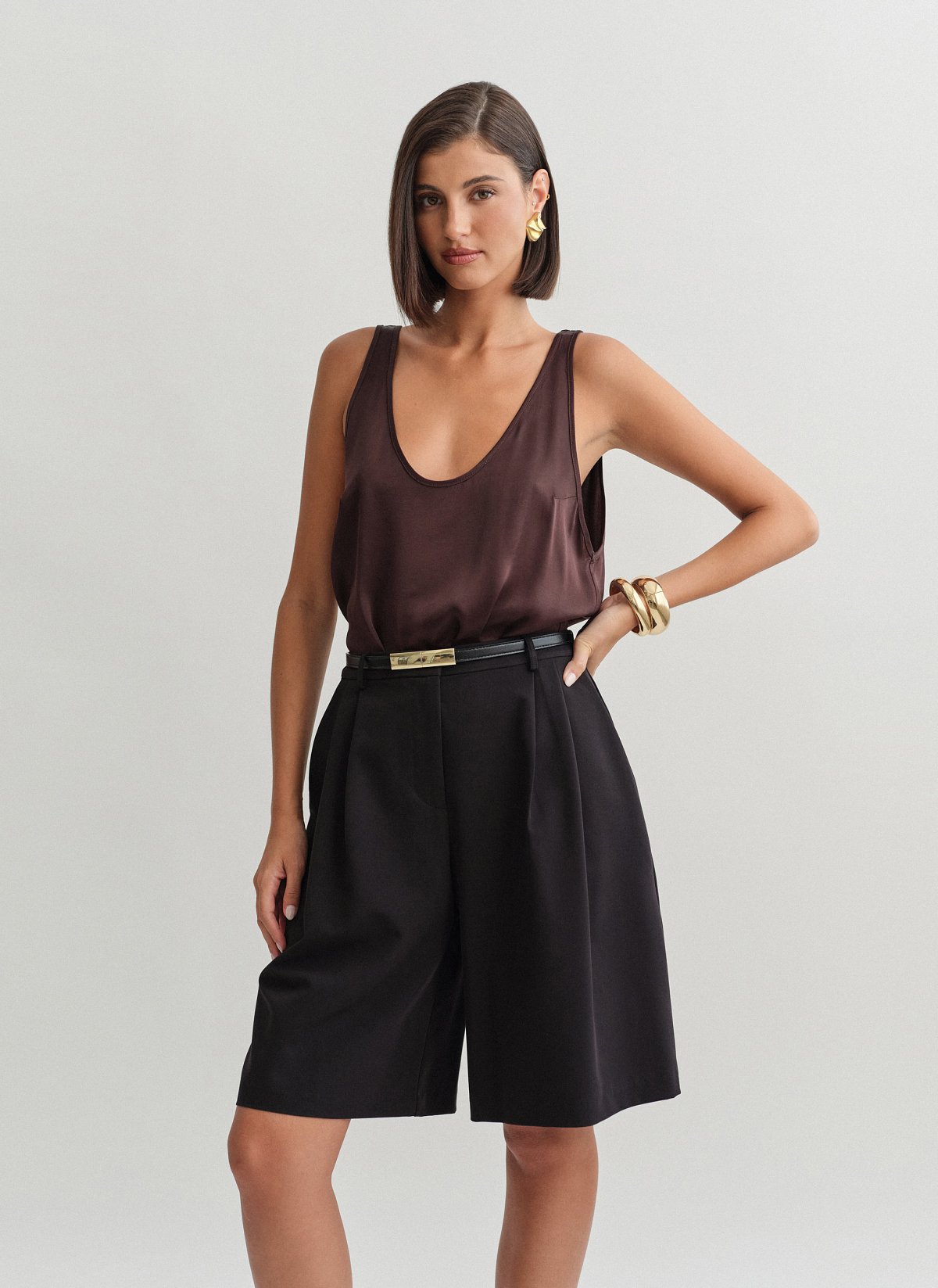 Textured bermuda shorts-0