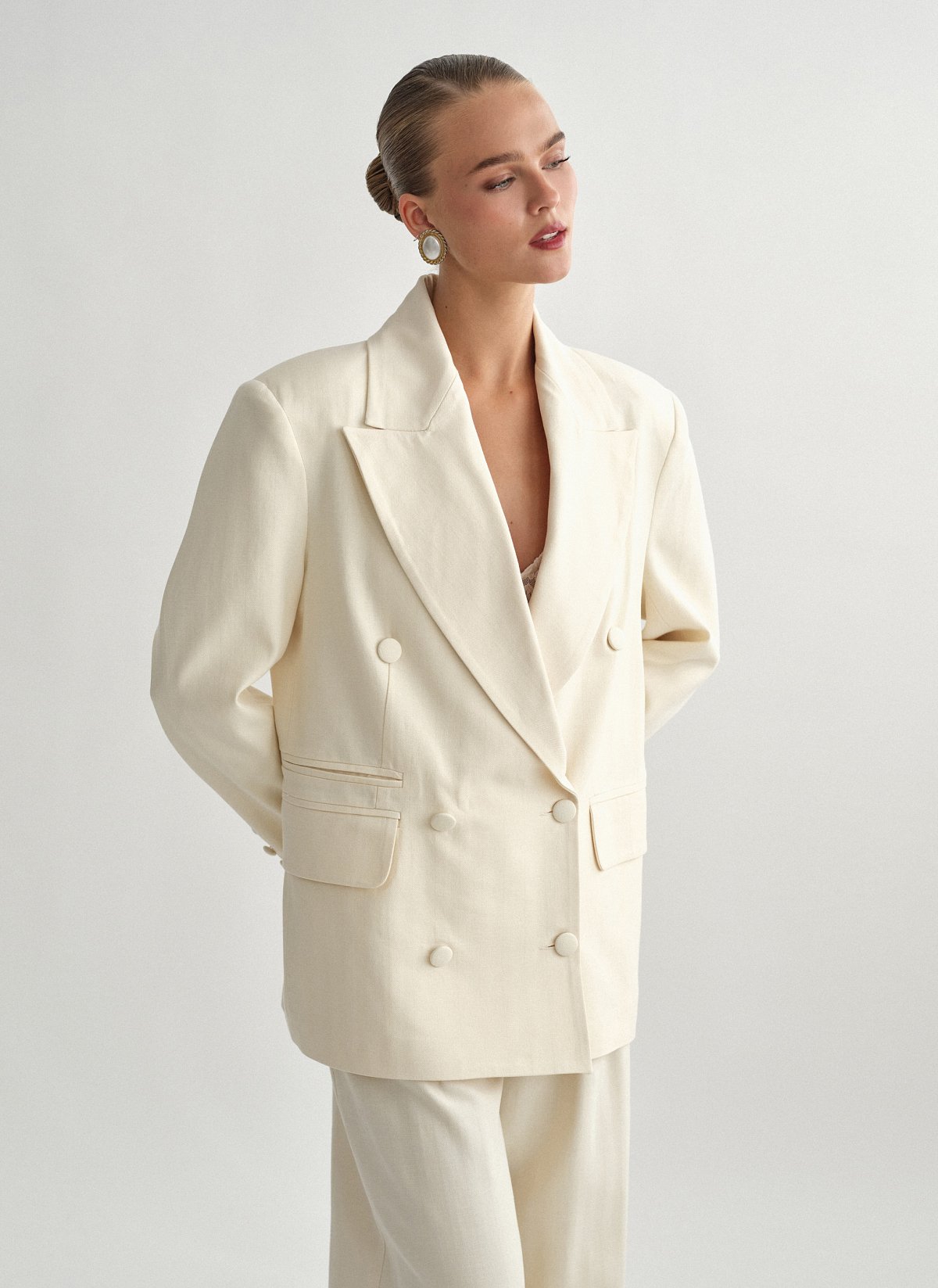 Oversized double-breasted blazer with stripes-12