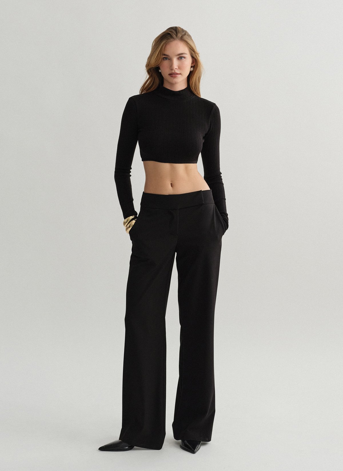 Mid-rise textured trousers-7