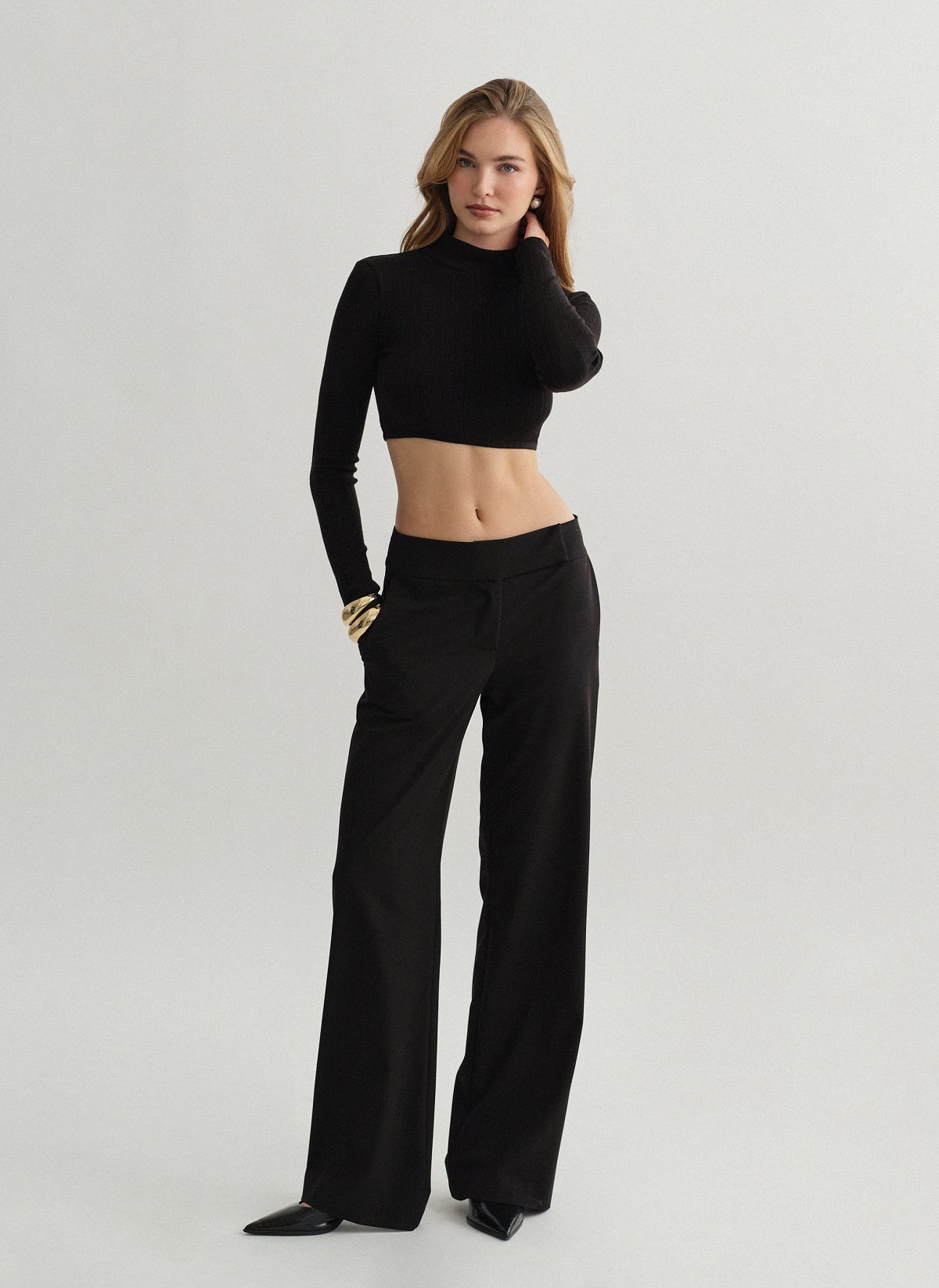 Mid-rise textured trousers-6