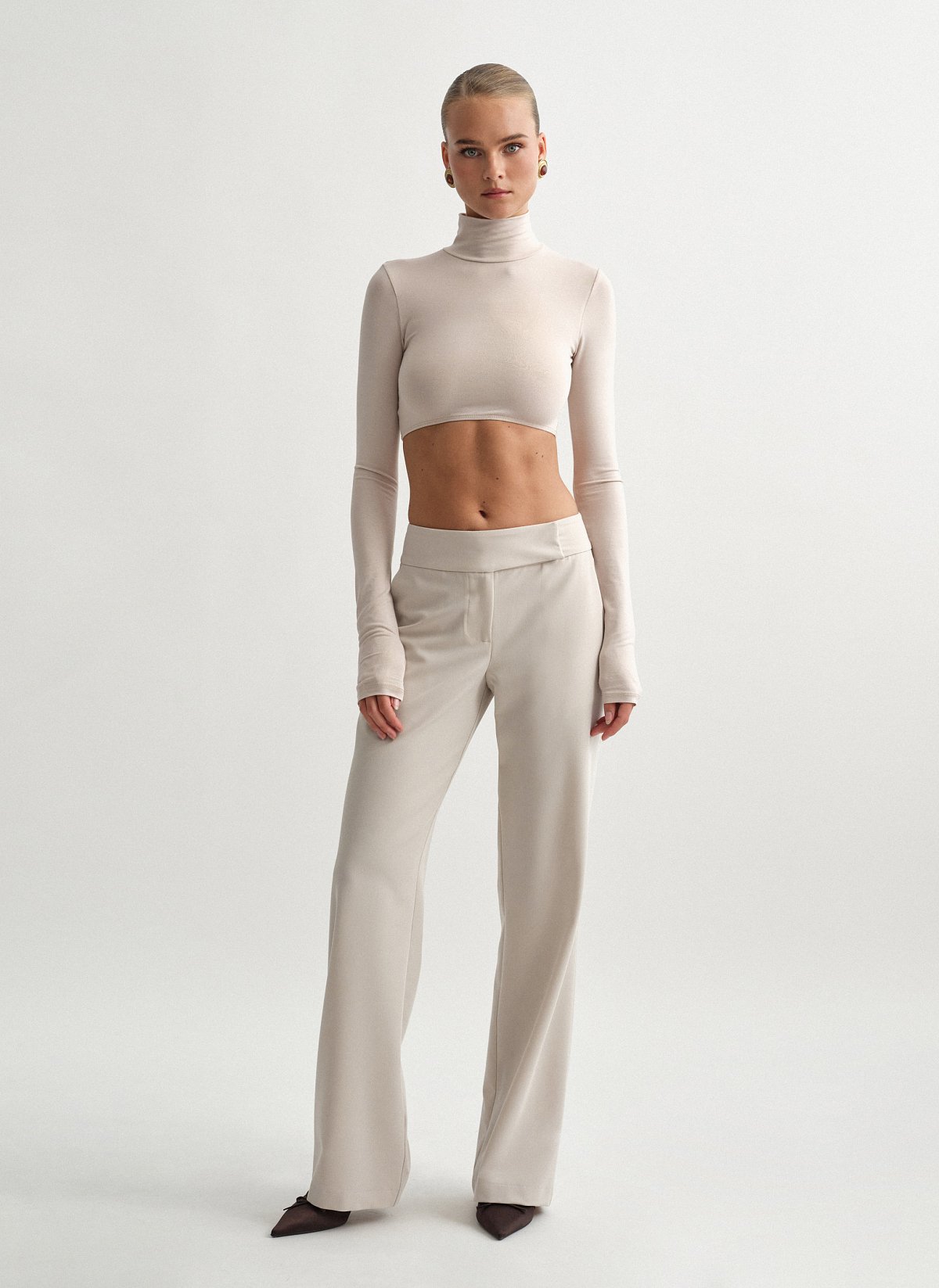 Mid-rise textured trousers-1