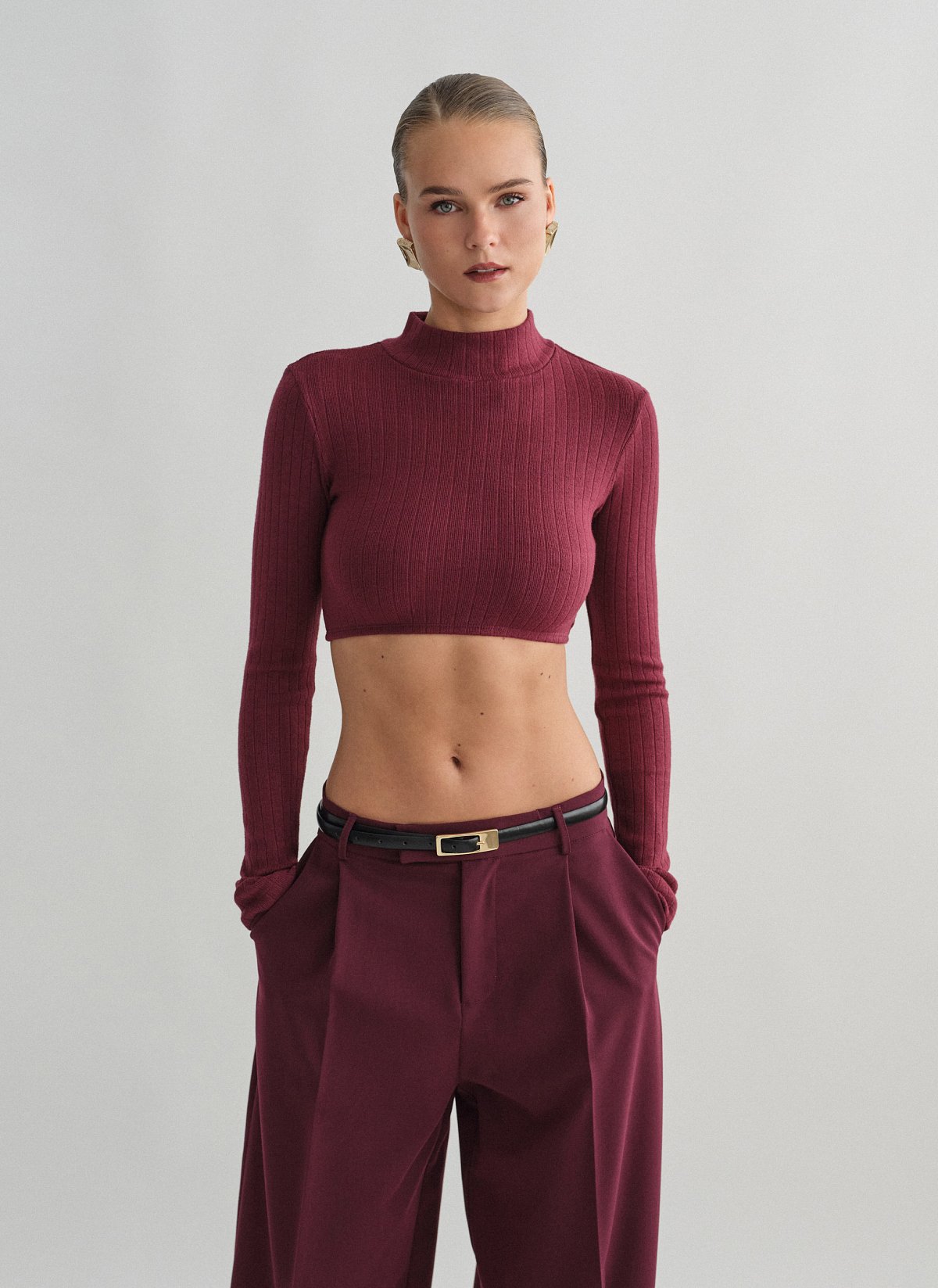 Ribbed knit turtleneck crop top-11