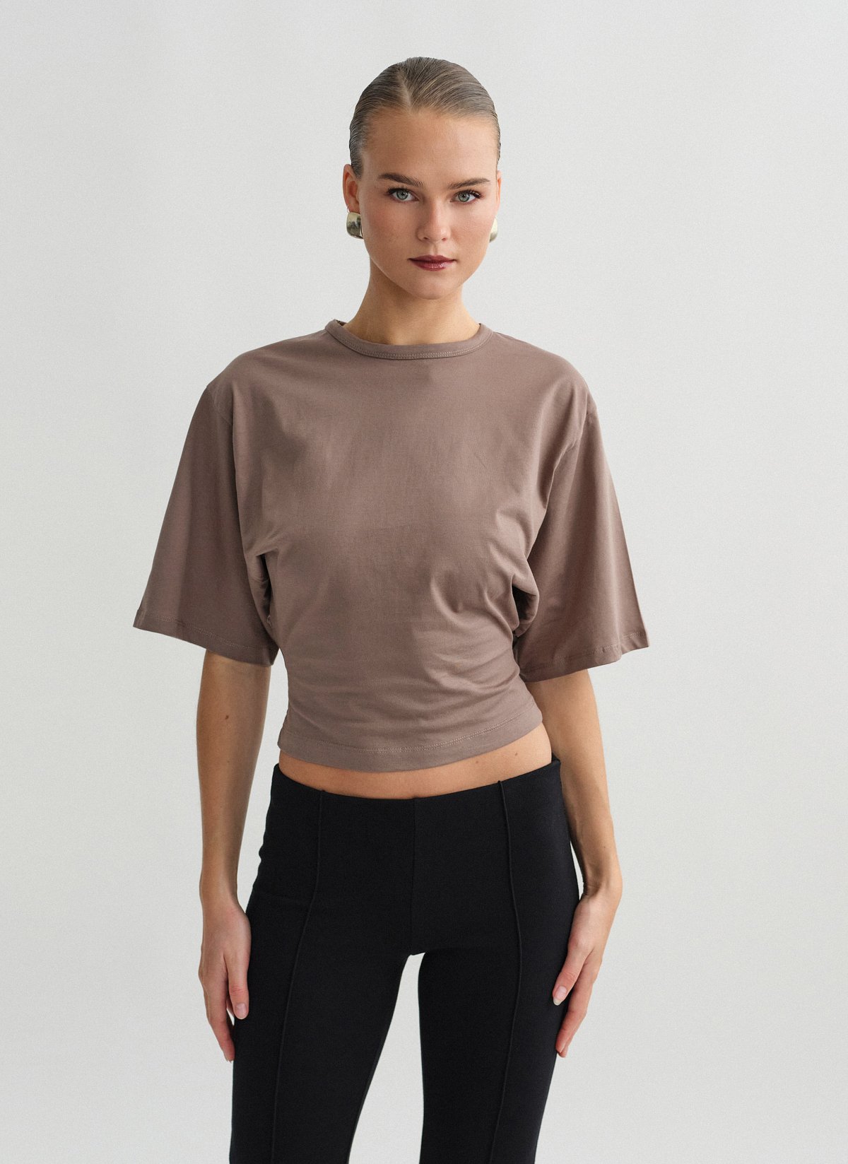 Fitted shortsleeve blouse-12