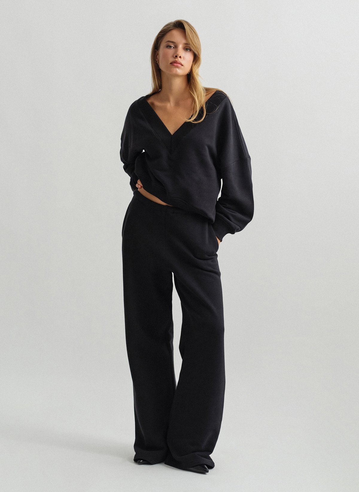 Γυναικείο ελαστικό παντελόνι φόρμας με κορδόνι στη μέση