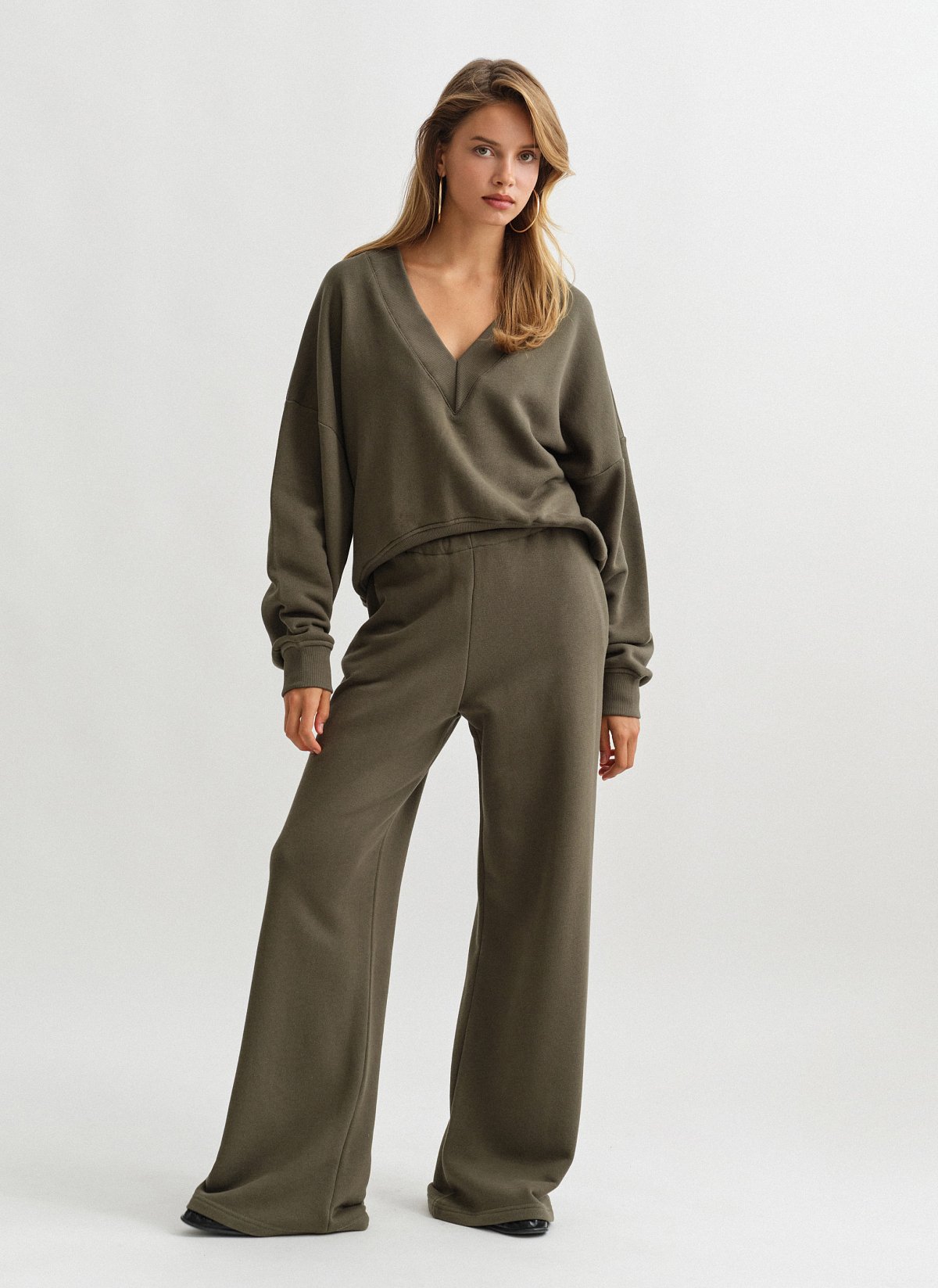 Γυναικείο ελαστικό παντελόνι φόρμας με κορδόνι στη μέση