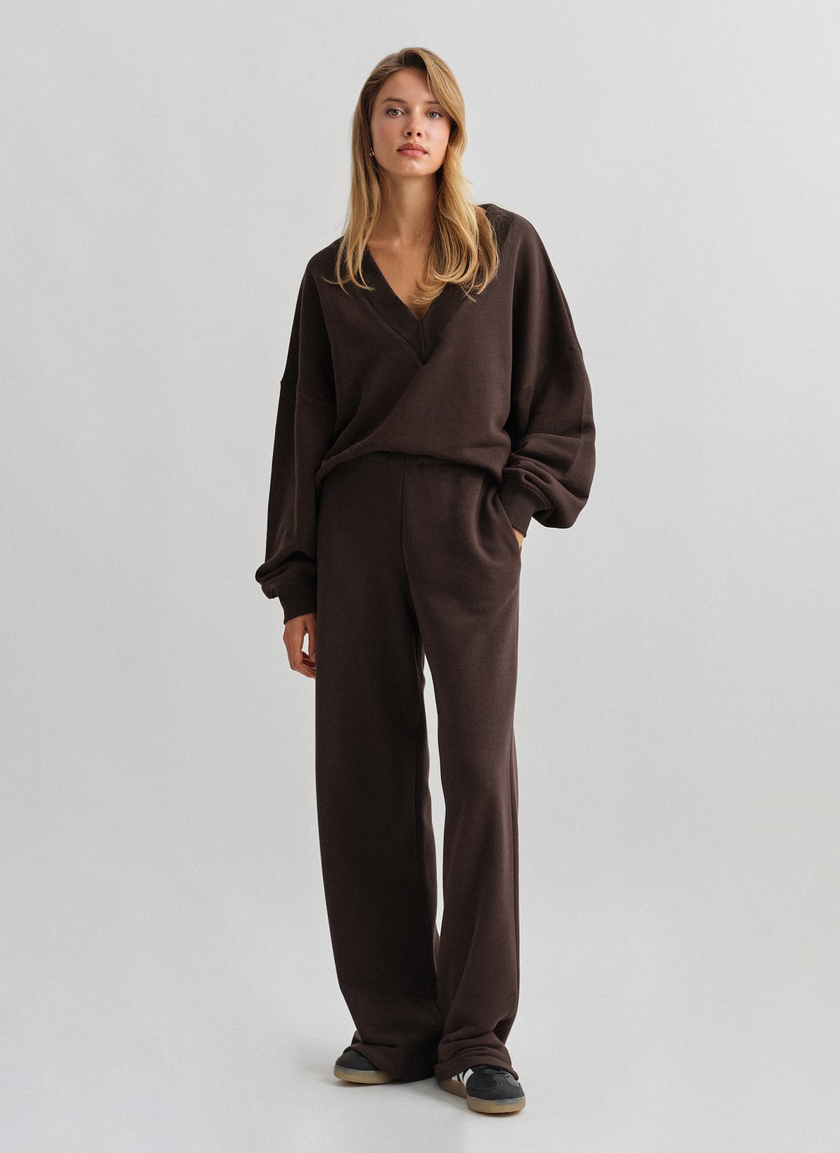 Γυναικείο ελαστικό παντελόνι φόρμας με κορδόνι στη μέση