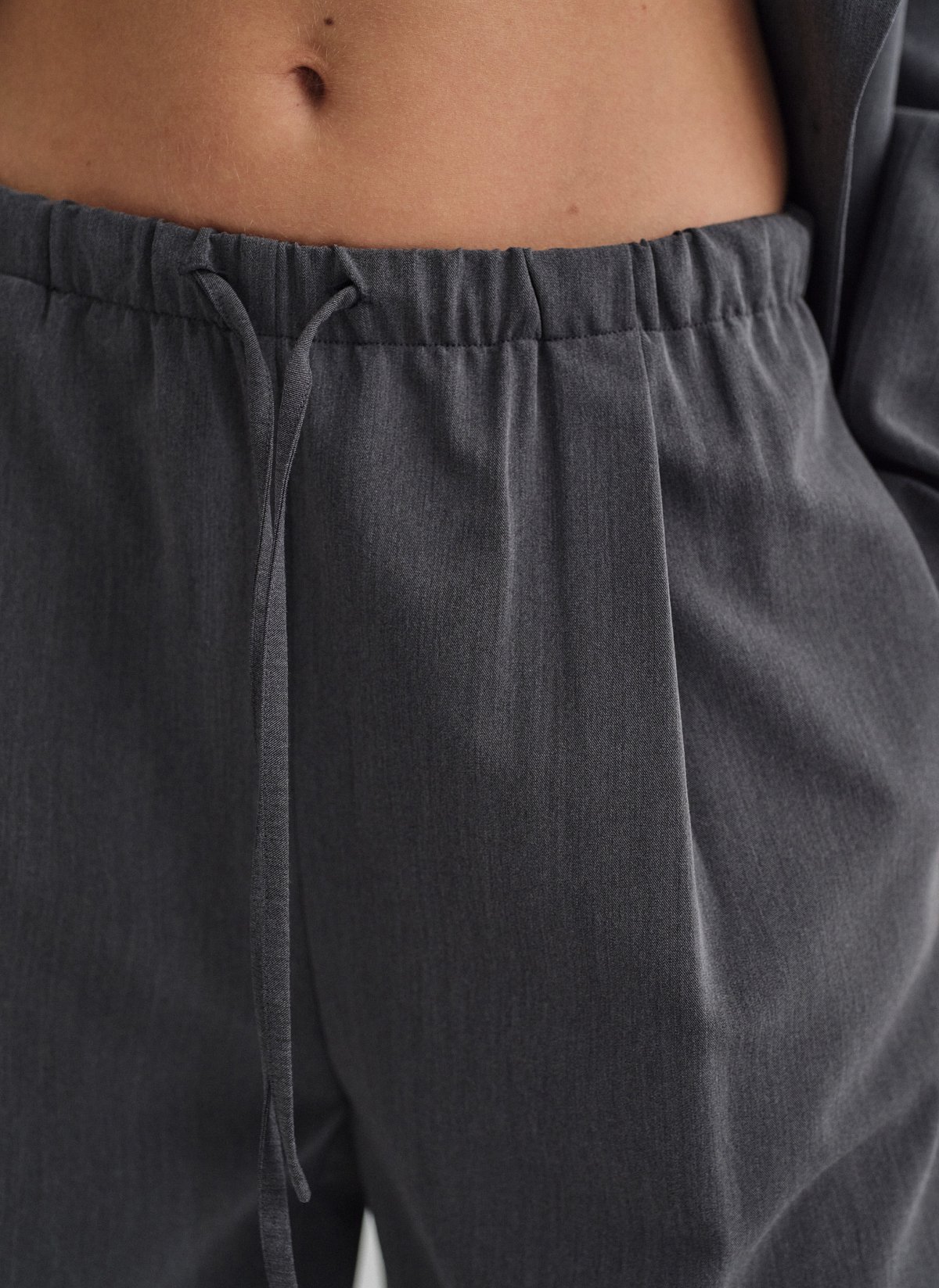 Textured trousers with elastic waistband-3