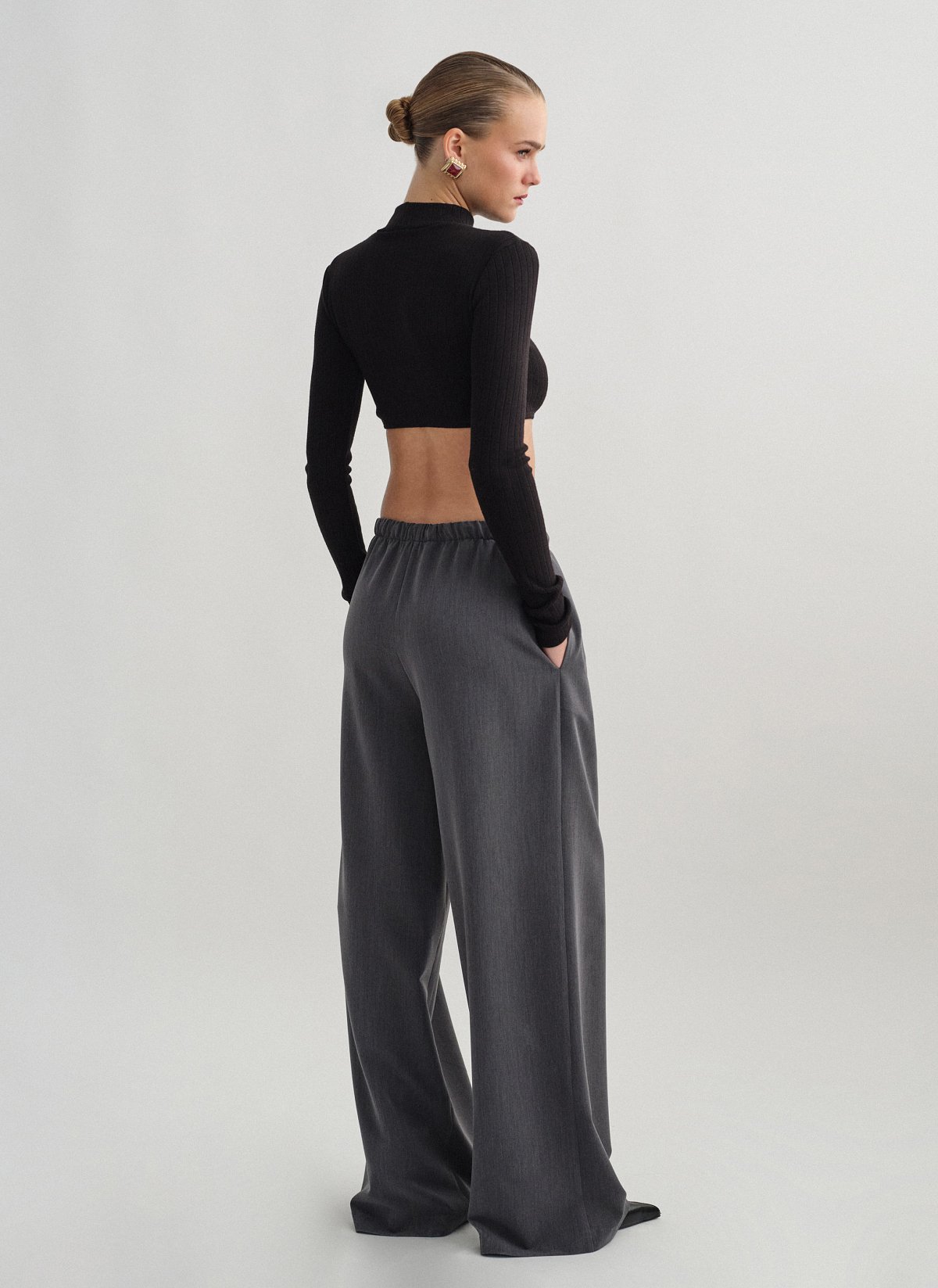 Textured trousers with elastic waistband-4