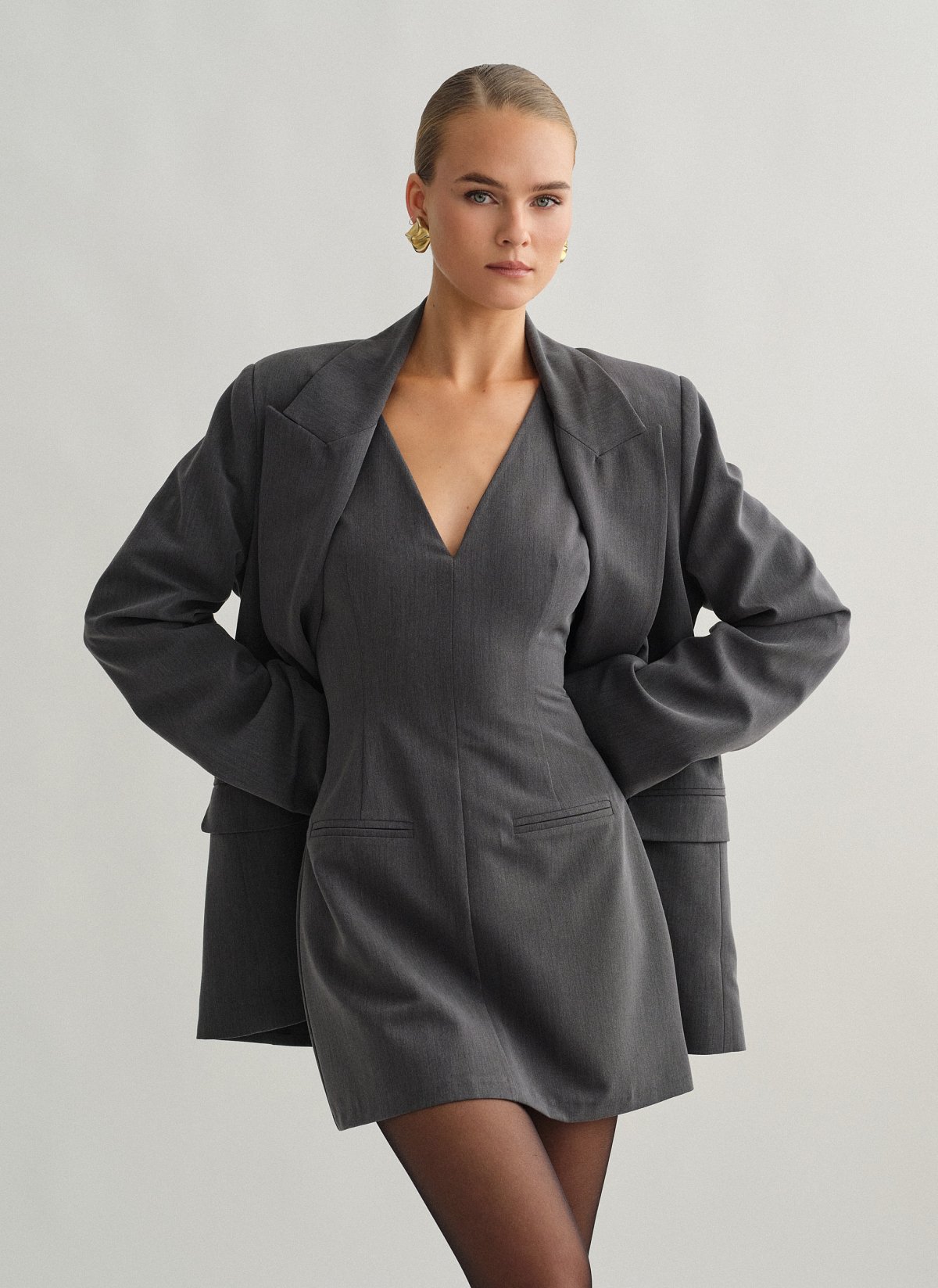 Γυναικείο αμάνικο υφασμάτινο μίνι φόρεμα,