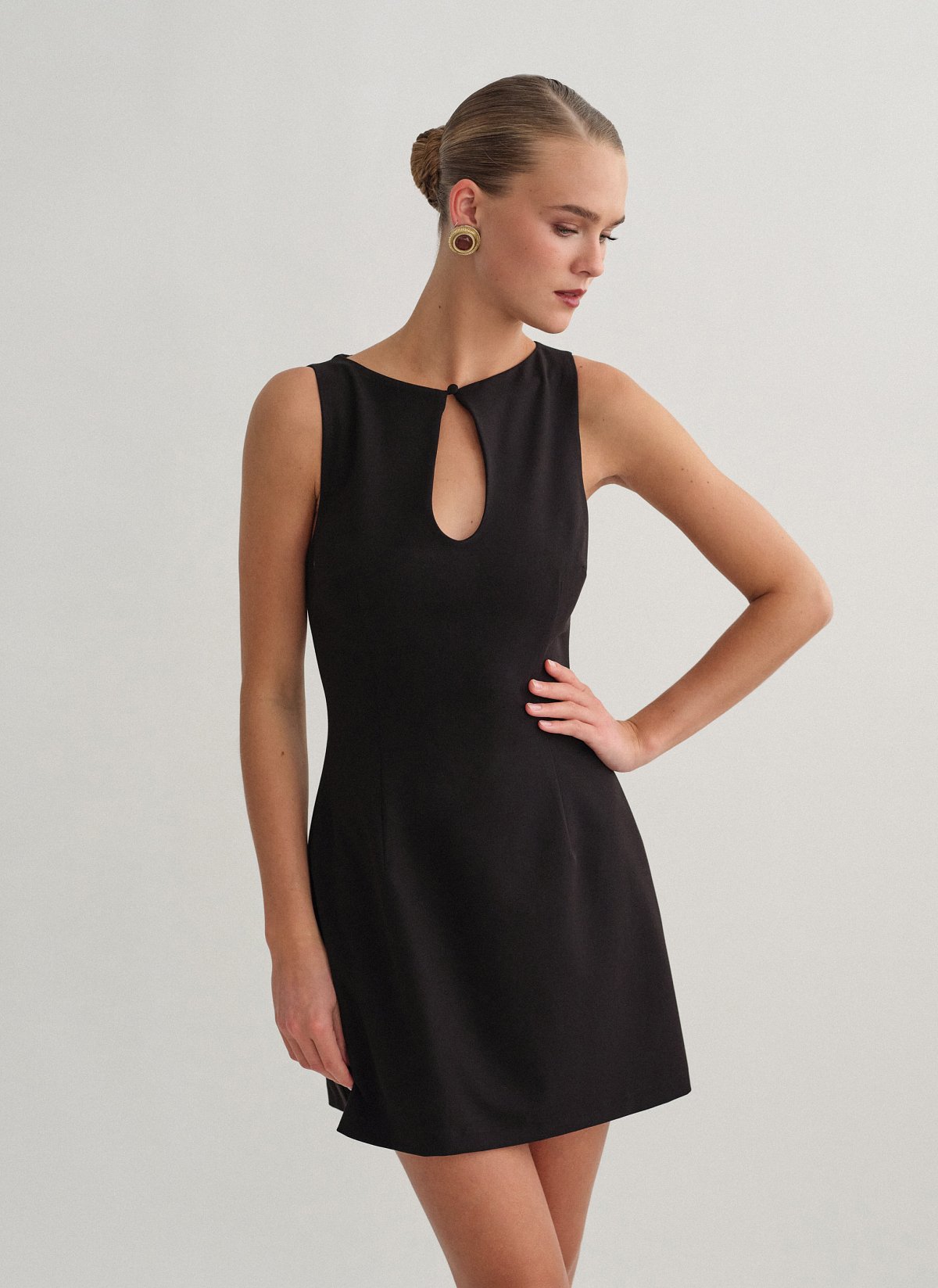 Textured mini dress with cut-out detail-7
