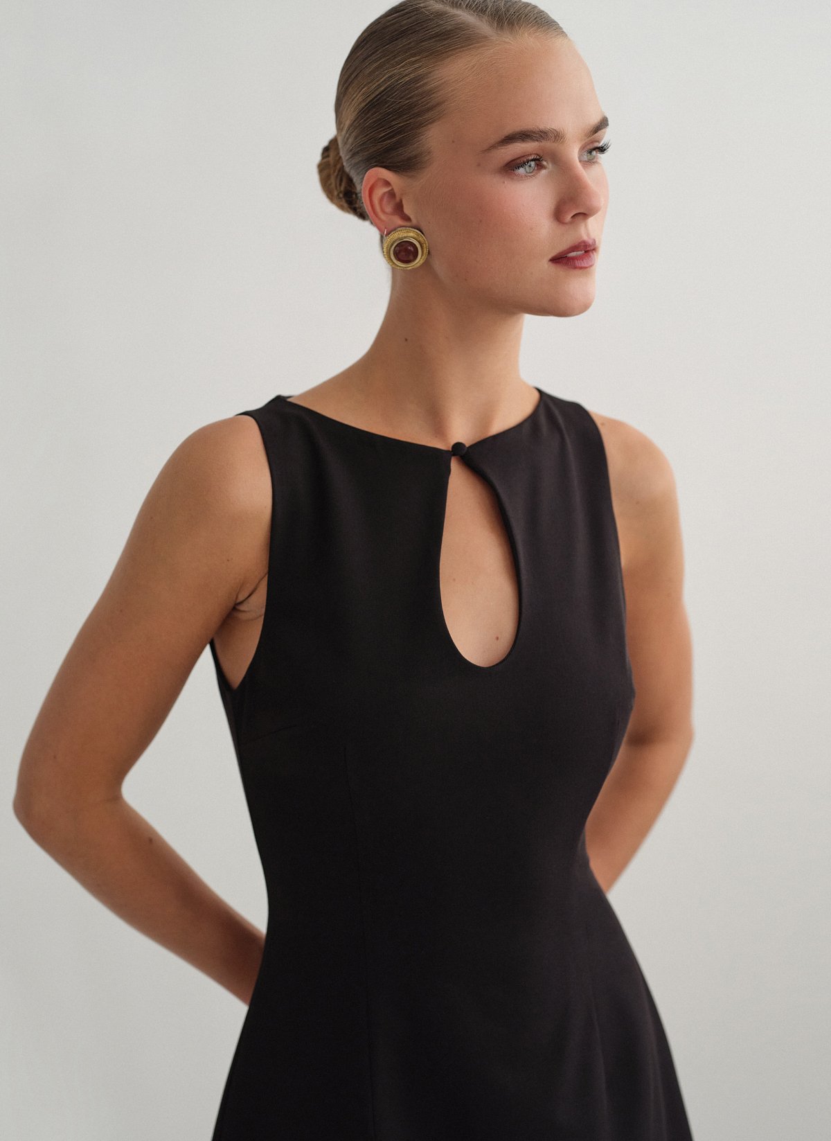 Textured mini dress with cut-out detail-8