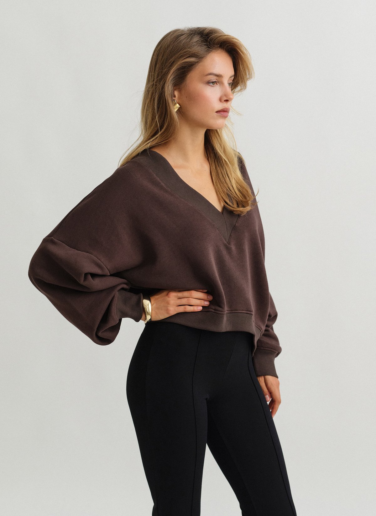 Γυναικείο μακρυμάνικο φούτερ με λαιμόκοψη V