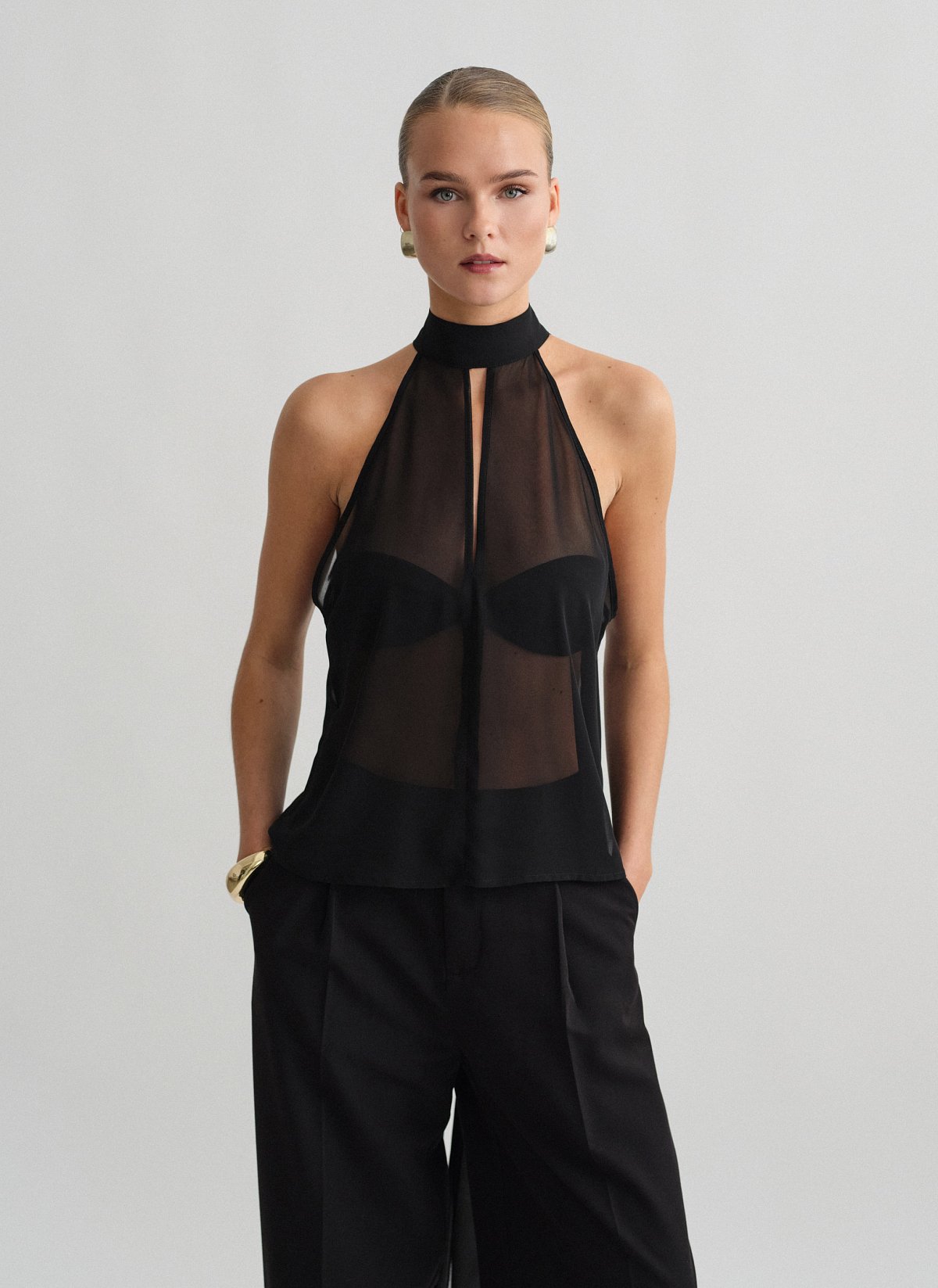 Γυναικεία αμάνικη ημιδιάφανη halter μπλούζα με δέσιμο στο λαιμό