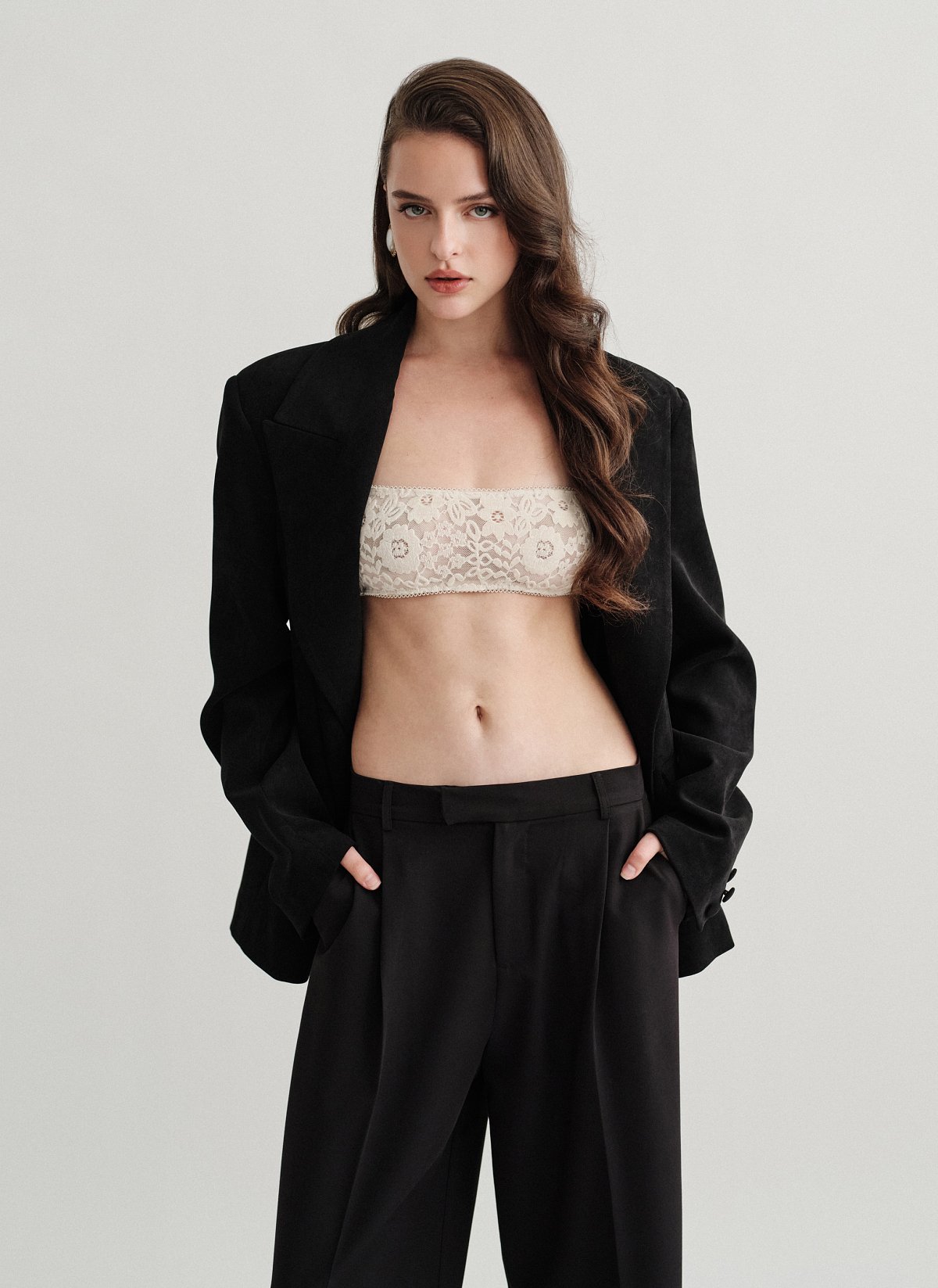 Crop τοπ με δαντέλα-13