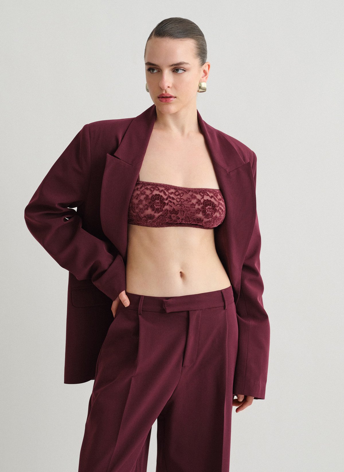 Crop τοπ με δαντέλα-17