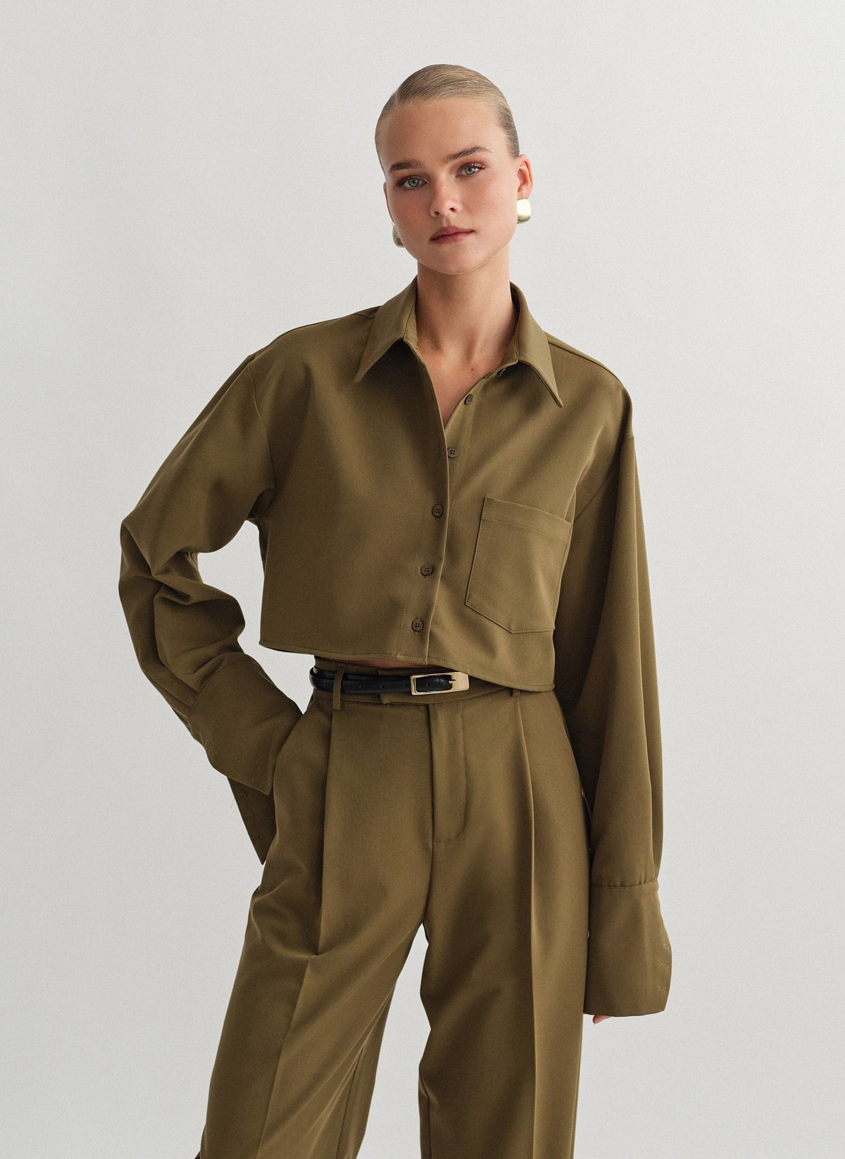 Γυναικείο υφασμάτινο cropped πουκάμισο