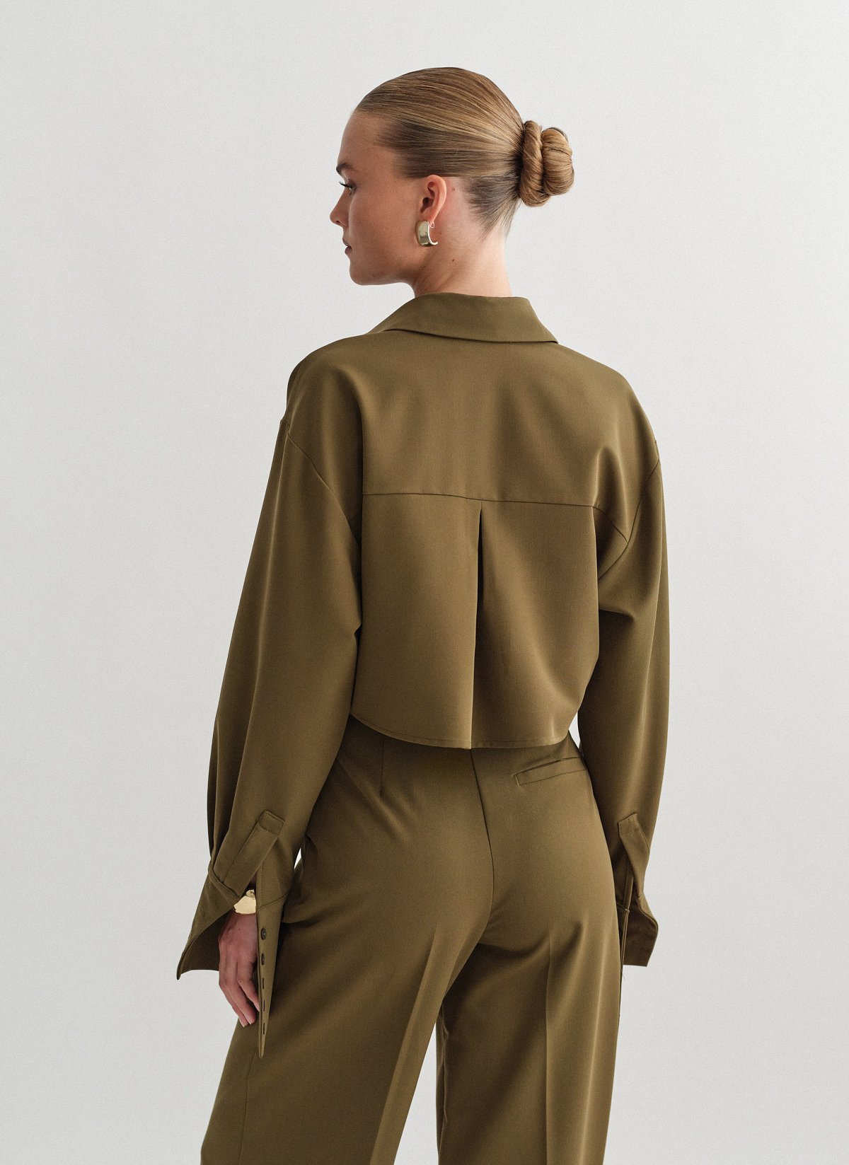 Γυναικείο υφασμάτινο cropped πουκάμισο