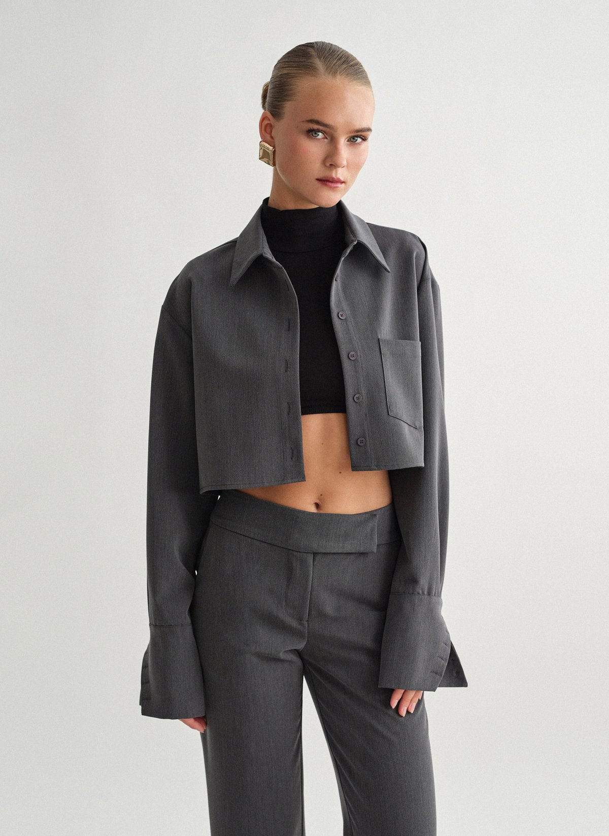 Γυναικείο υφασμάτινο cropped πουκάμισο