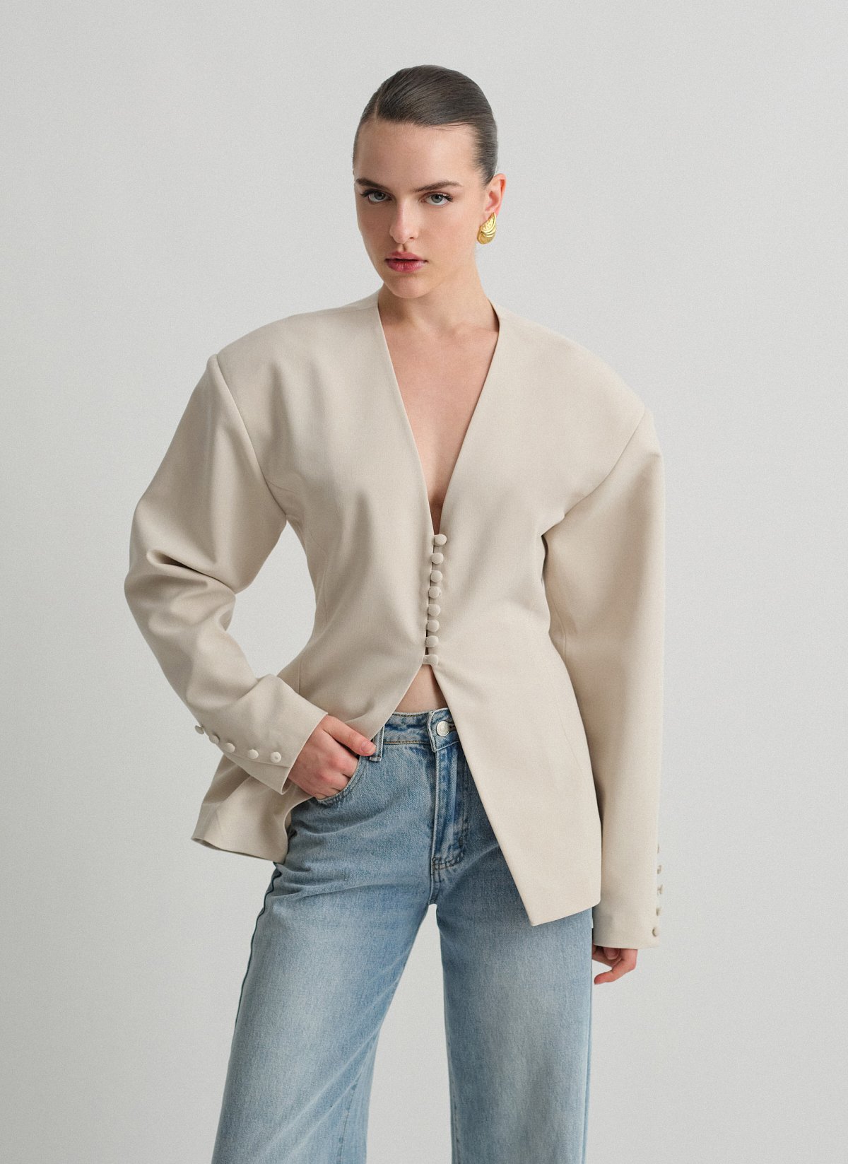 Fitted blazer with buttons-13