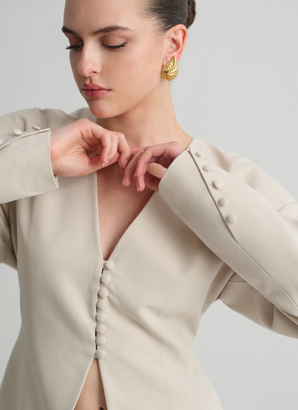 Fitted blazer with buttons-15