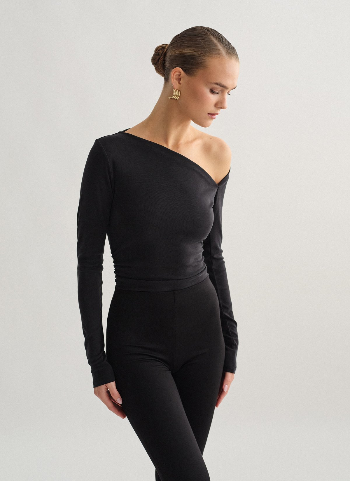 One-shoulder ριπ μπλούζα-1