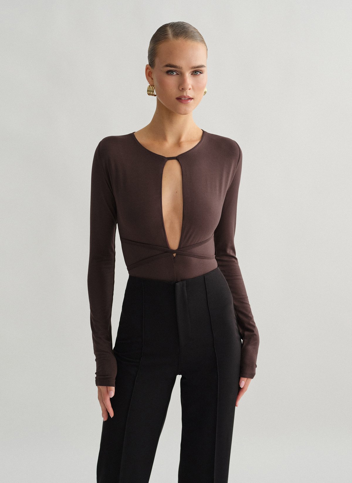 Γυναικείο cut-out κορμάκι bamboo