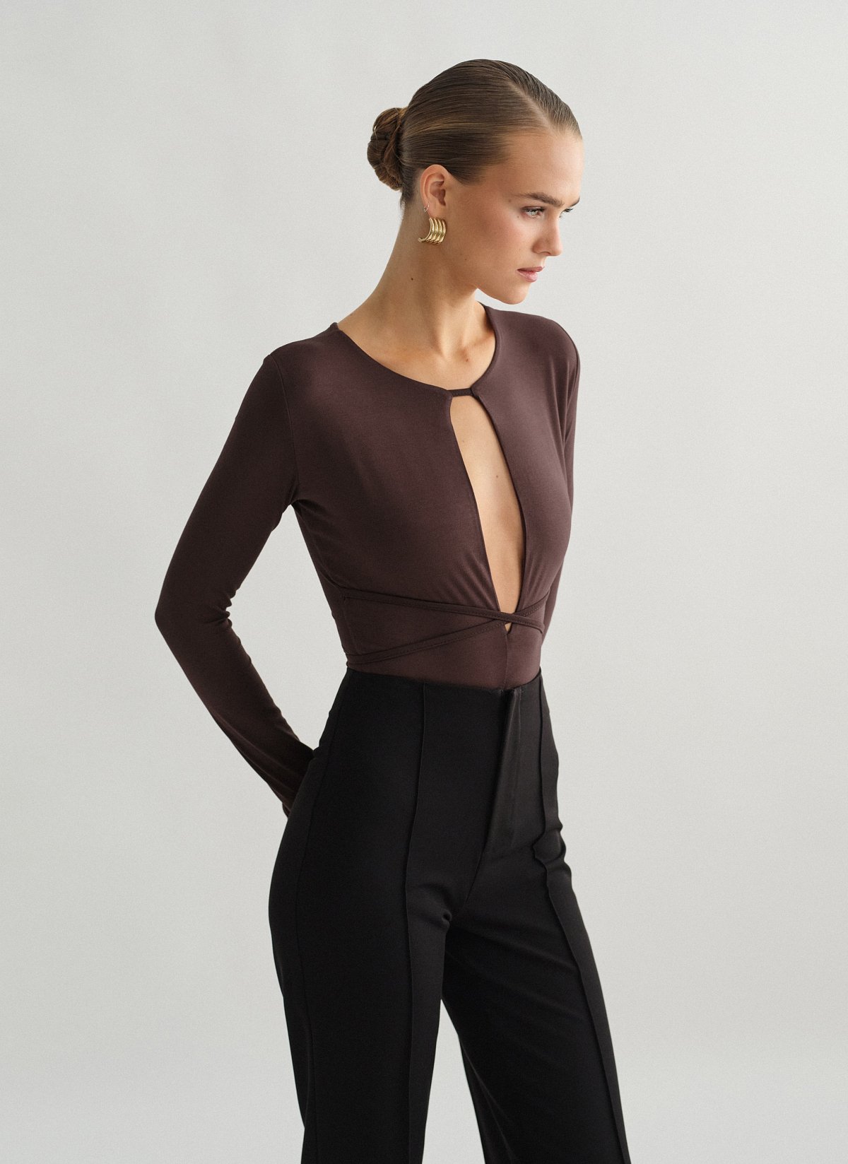 Γυναικείο cut-out κορμάκι bamboo