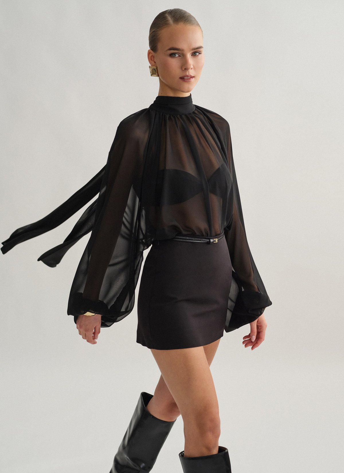 Γυναικείο μακρυμάνικο ημιδιάφανο μίνι φόρεμα με δέσιμο στον λαιμό