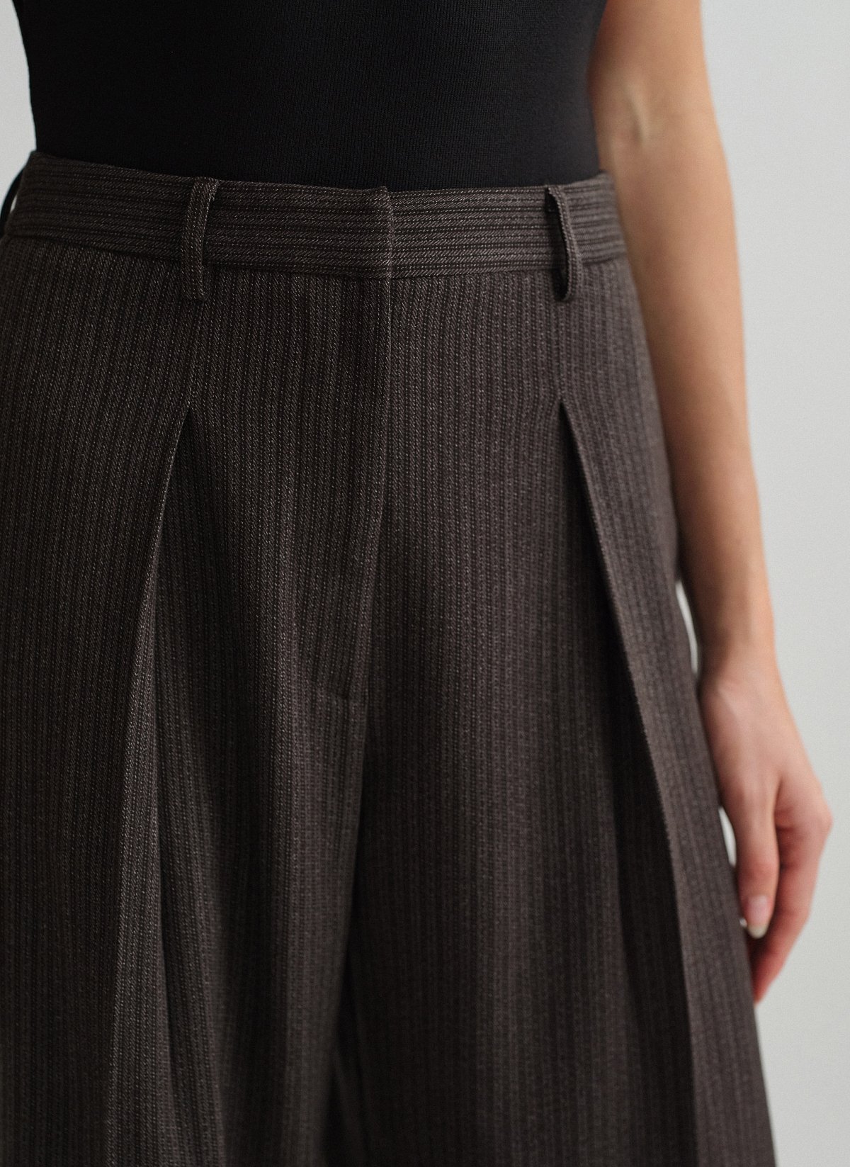 Γυναικείο ριγέ υφασμάτινο παντελόνι με πλεκτή υφή