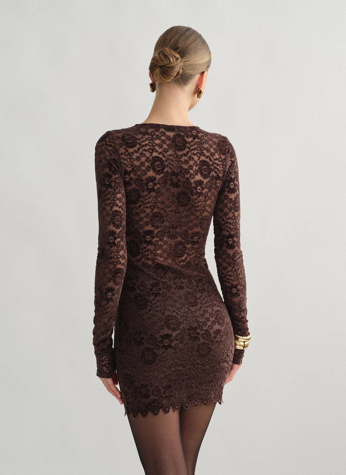 Γυναικείο μακρυμάνικο μίνι φόρεμα δαντέλα με V ντεκολτέ με βελούδινη υφή