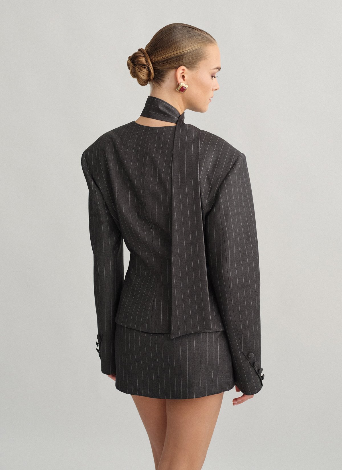 Fitted striped blazer-9
