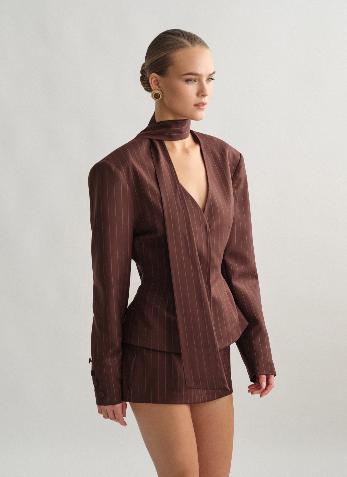 Fitted striped blazer-16