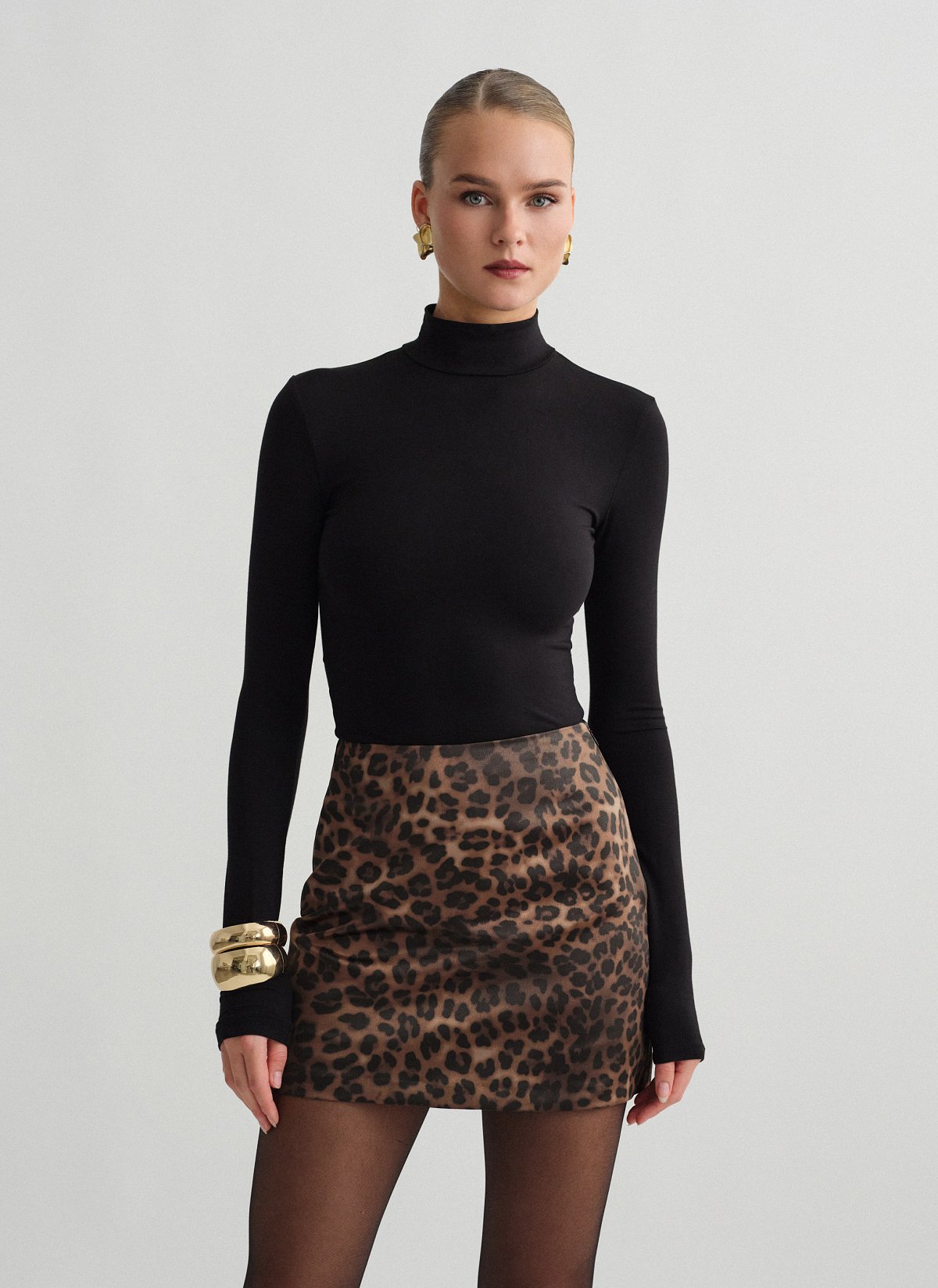 Animal printed satin mini skirt-0
