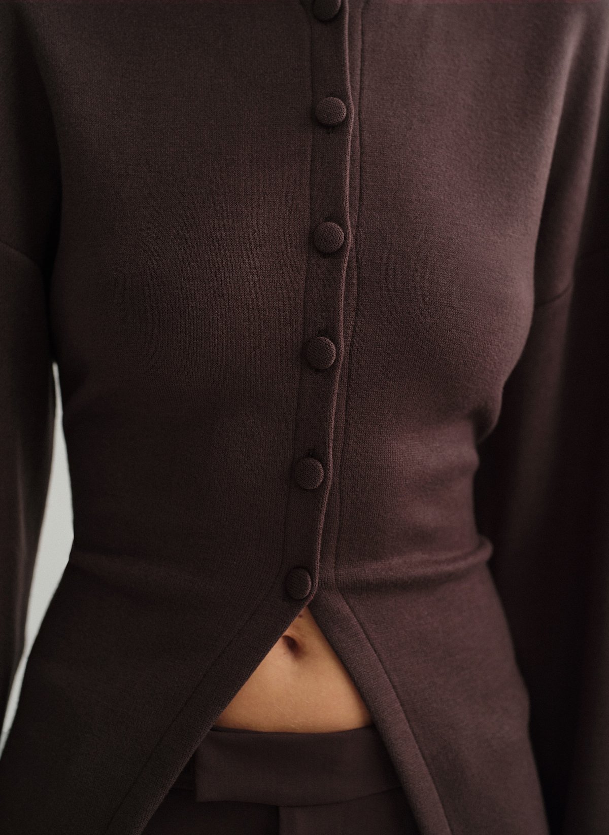 Γυναικεία πλεκτή μακρυμάνικη ζακέτα με δέσιμο