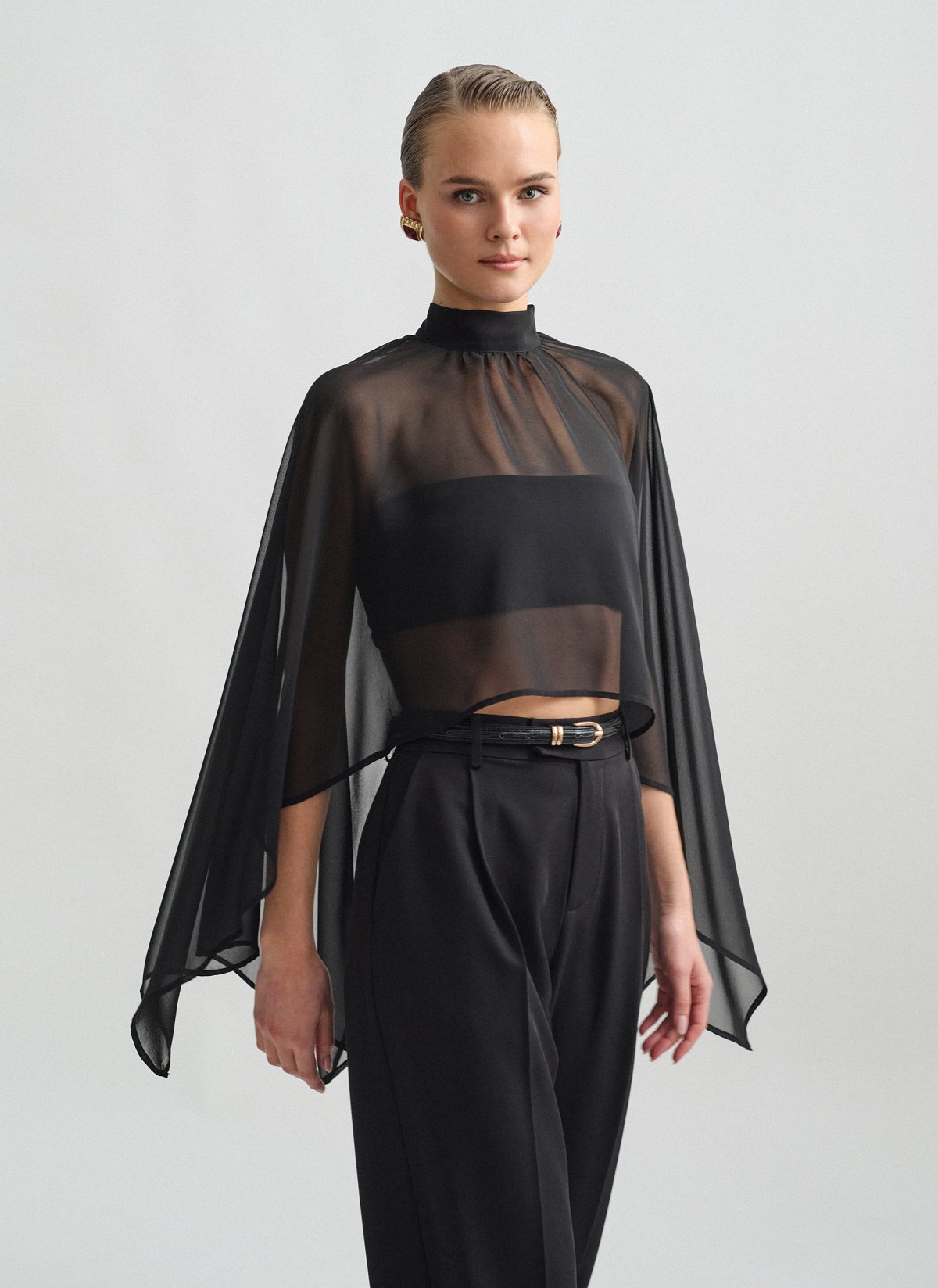 Hμιδιάφανη κάπα με όρθιο γιακά-2