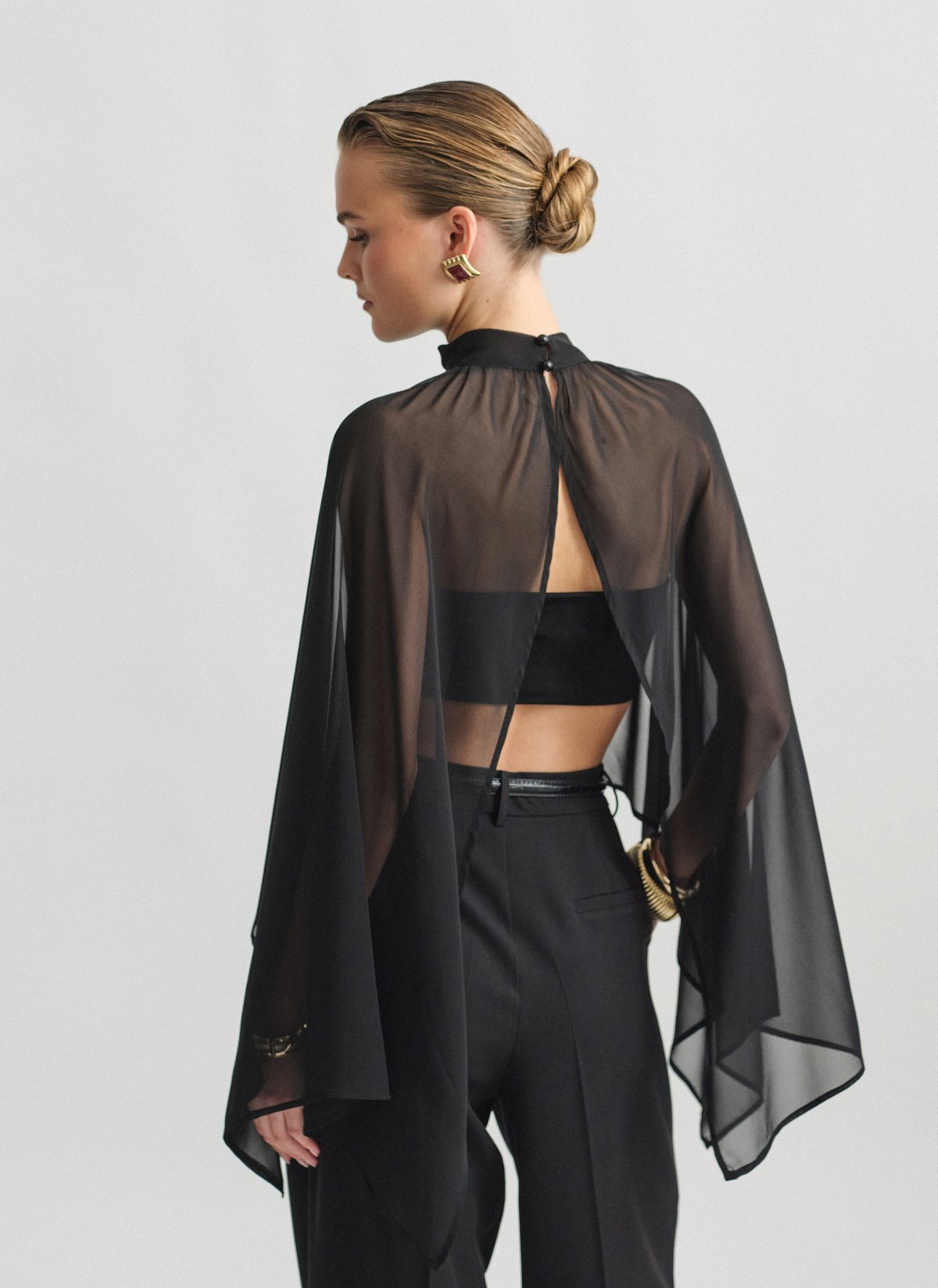 Hμιδιάφανη κάπα με όρθιο γιακά-3